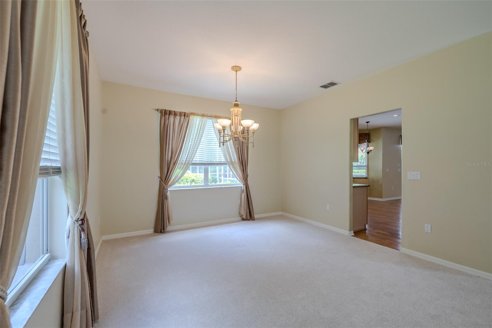 Image 21 of 66 For 5315 Cedarshake Lane