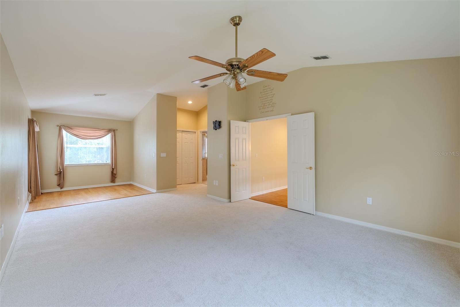 Image 22 of 66 For 5315 Cedarshake Lane