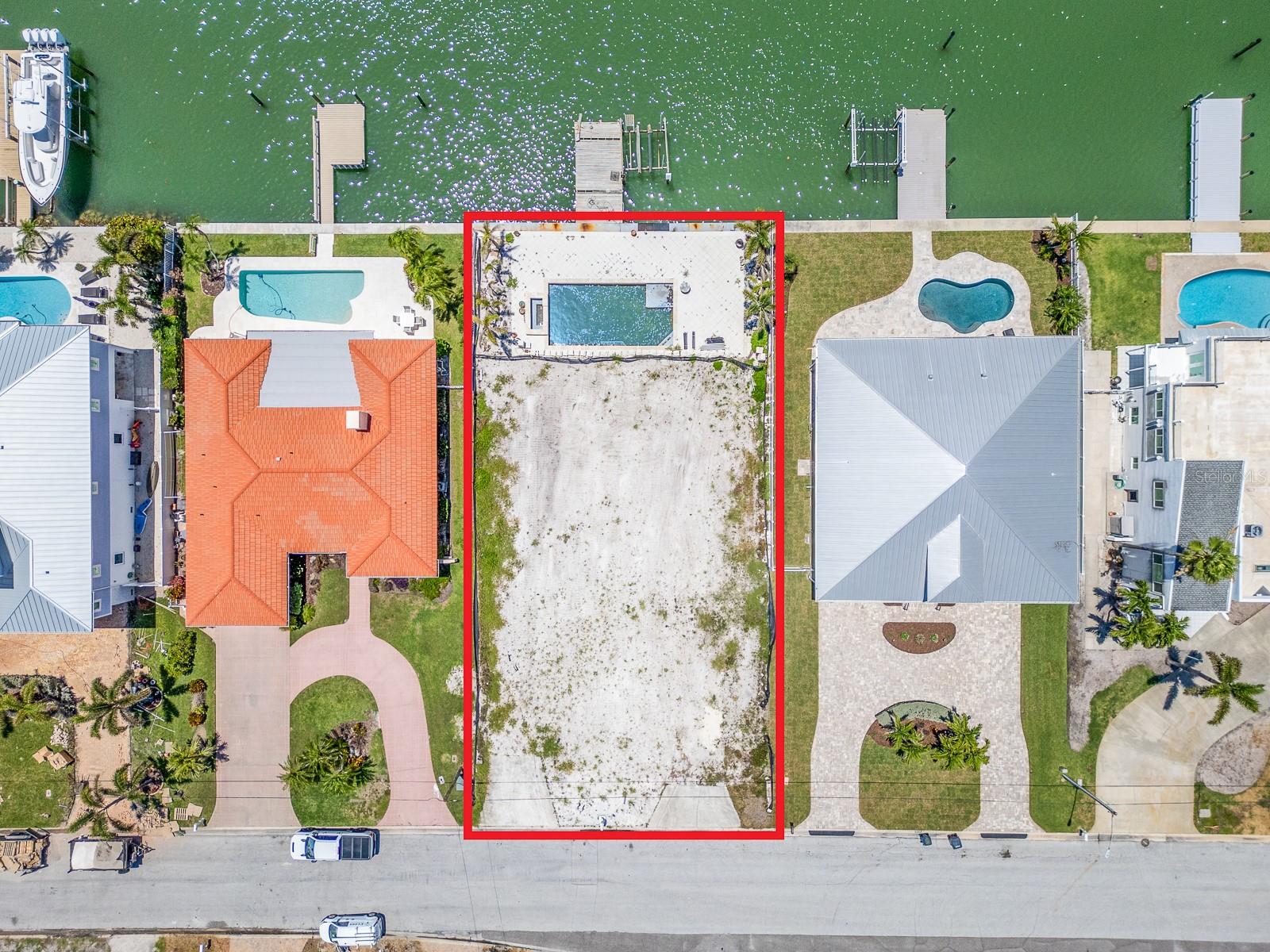 Image 13 of 24 For 10126 Tarpon Drive