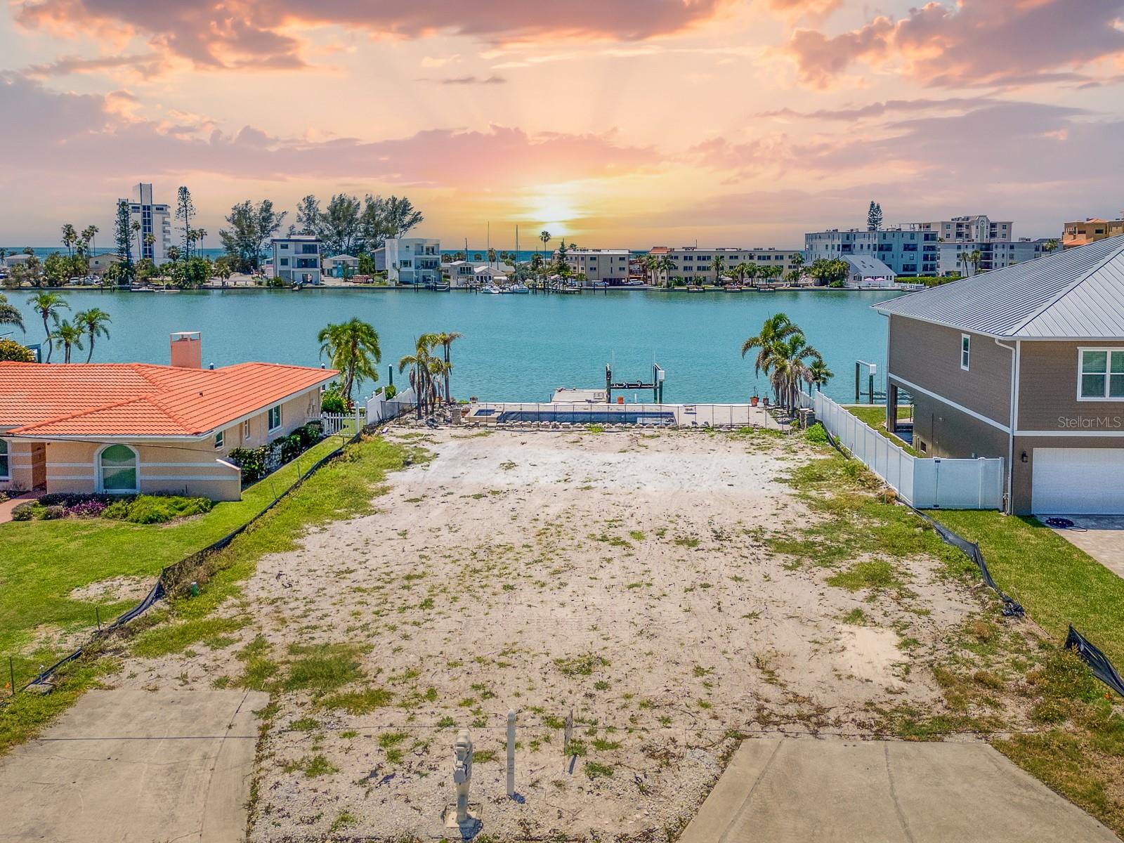 Image 4 of 24 For 10126 Tarpon Drive