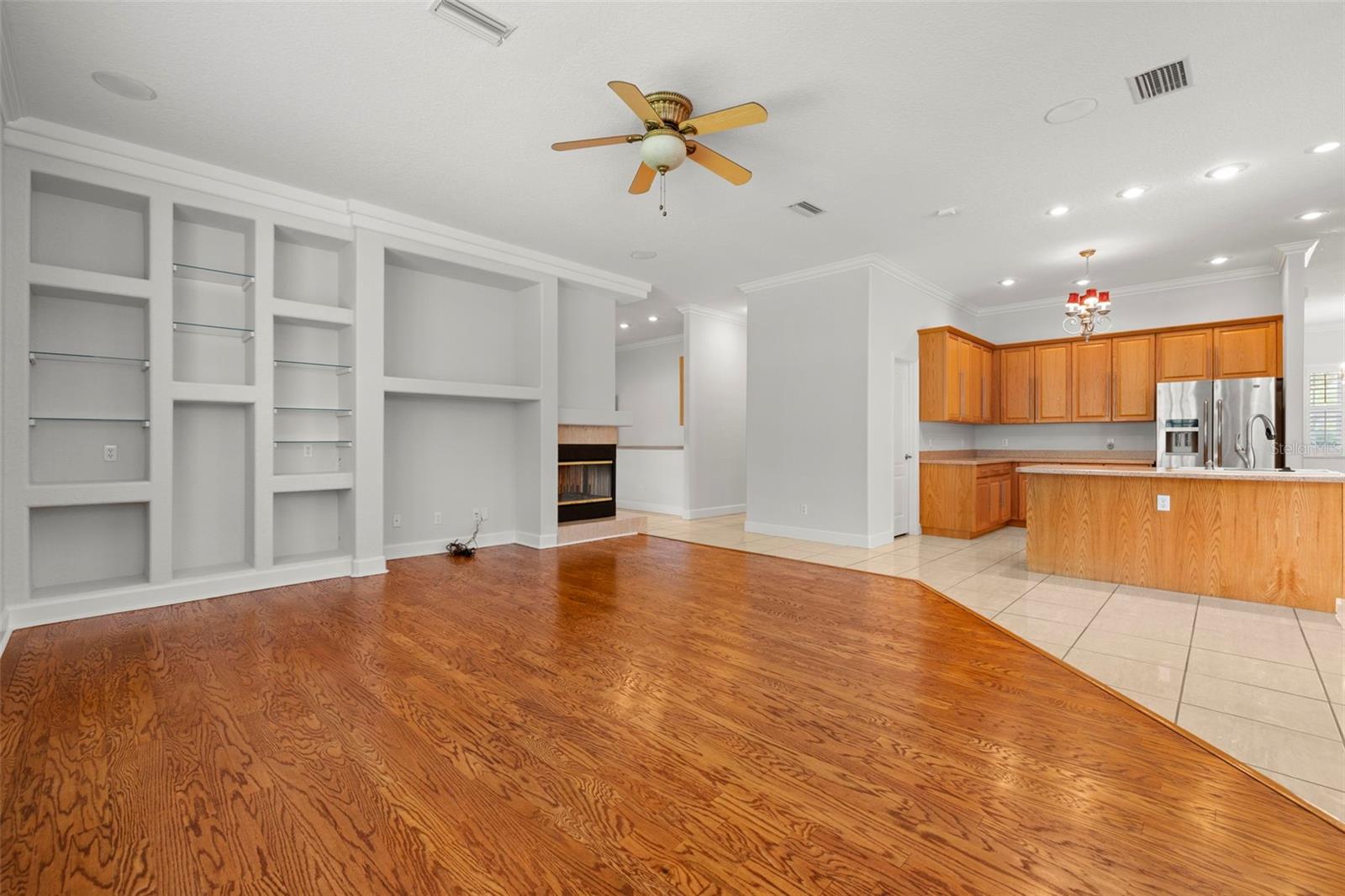 Image 18 of 50 For 3916 Valrico Grove Drive