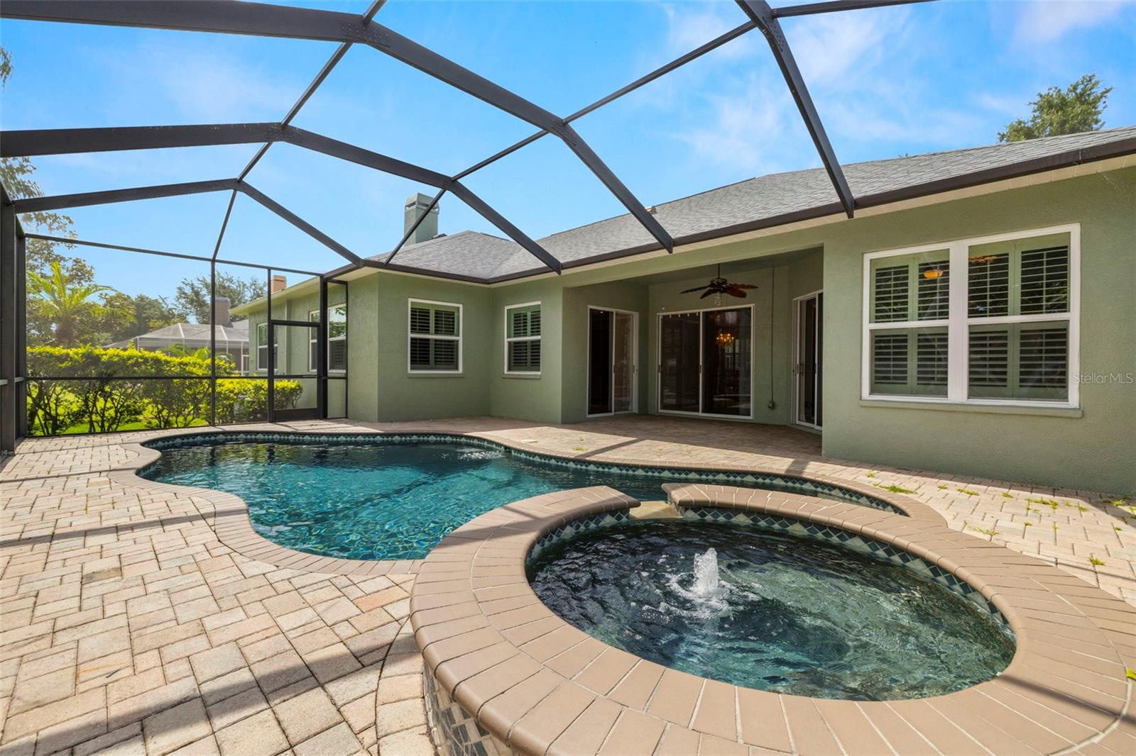 Image 3 of 50 For 3916 Valrico Grove Drive
