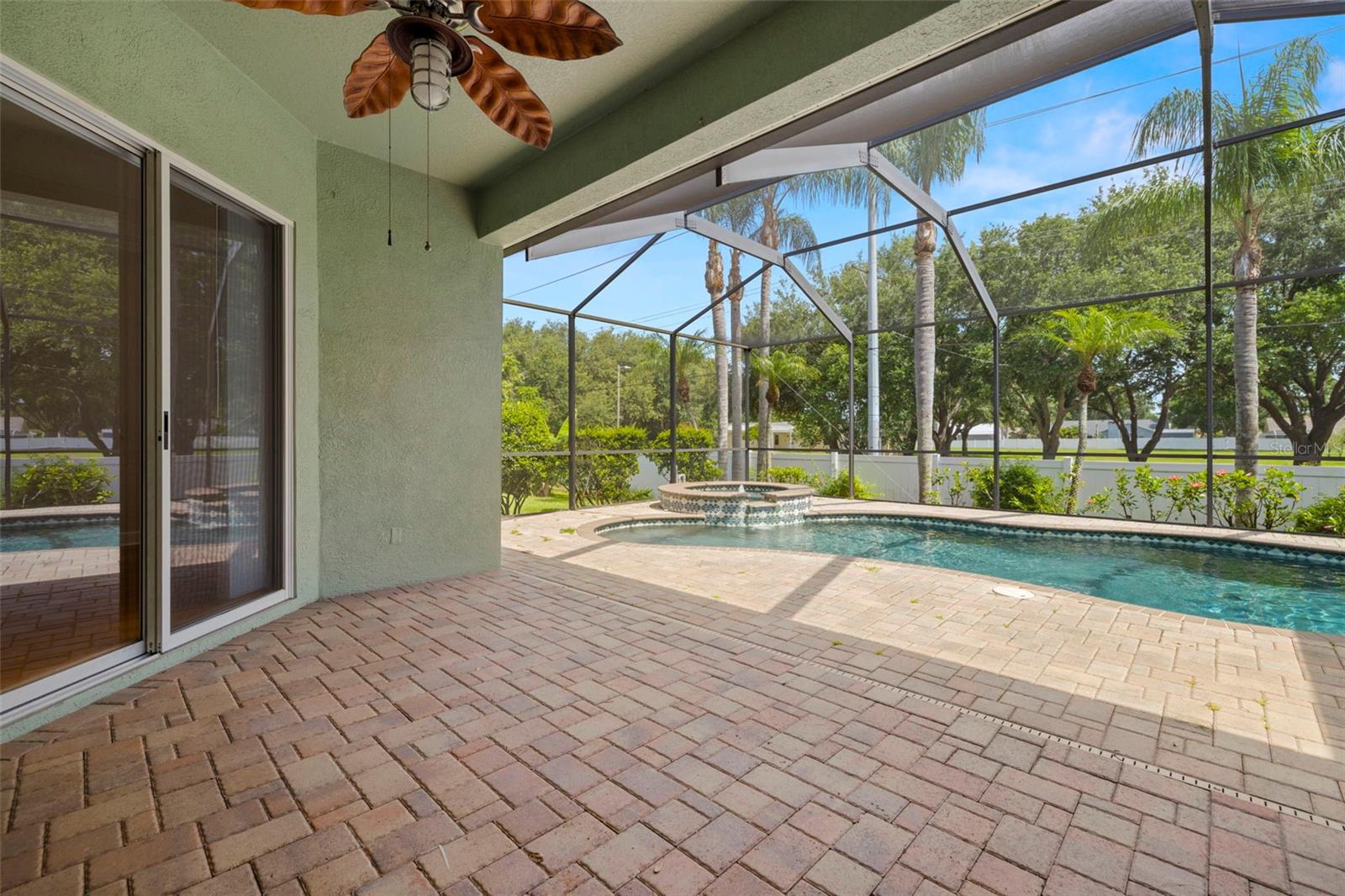 Image 48 of 50 For 3916 Valrico Grove Drive