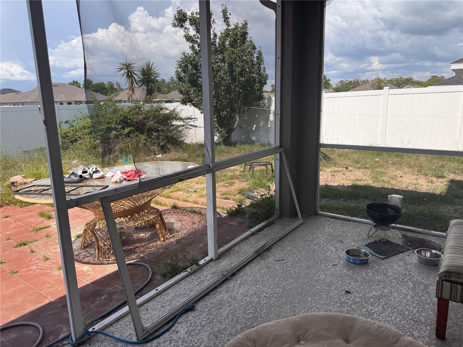 Image 10 of 10 For 16027 Vine Cliff Avenue