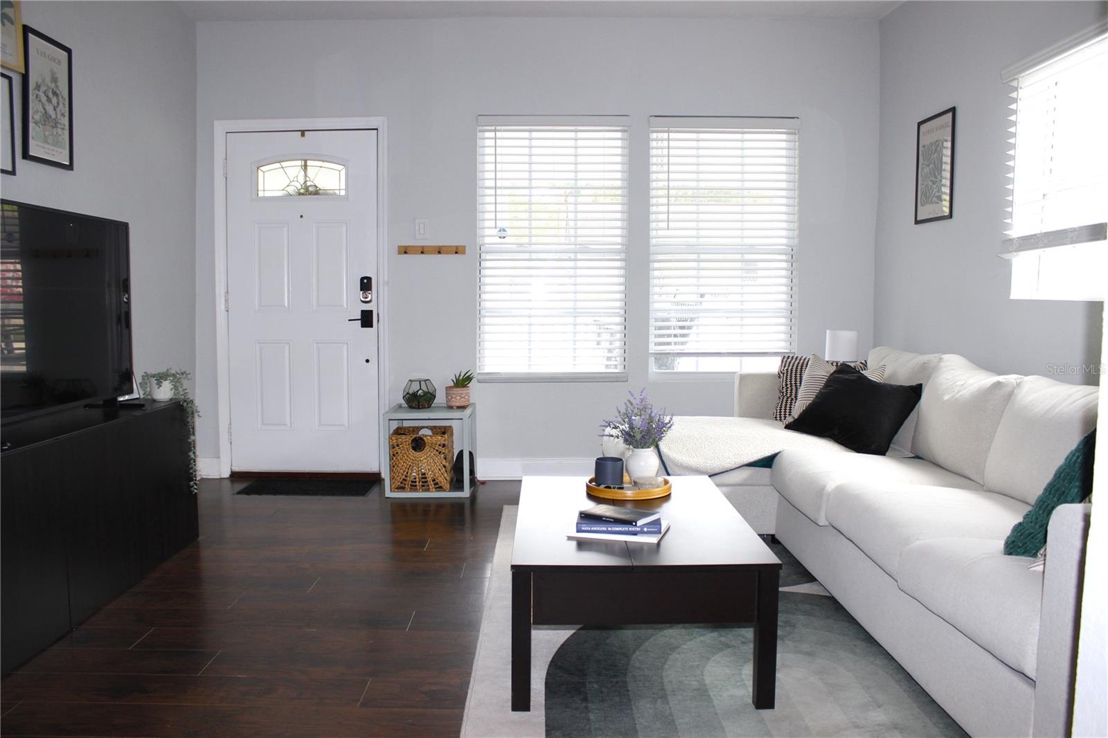 Listing photo id 10 for 1510 Mobile Avenue