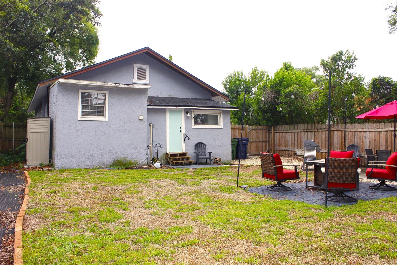 Listing photo id 32 for 1510 Mobile Avenue