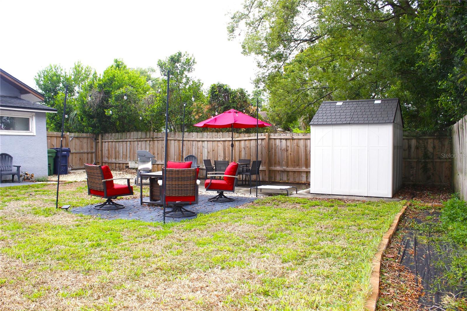 Listing photo id 36 for 1510 Mobile Avenue