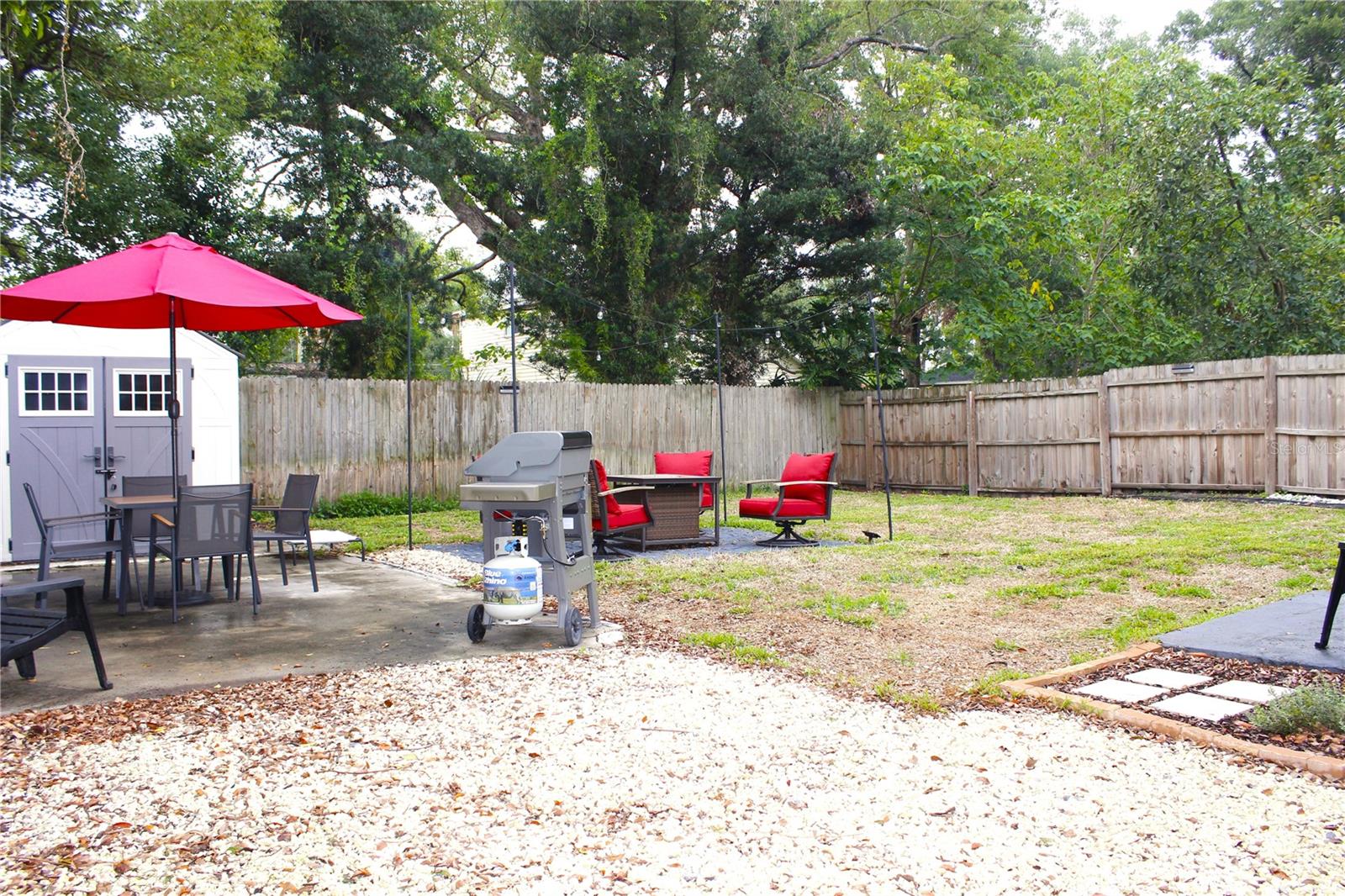 Listing photo id 37 for 1510 Mobile Avenue