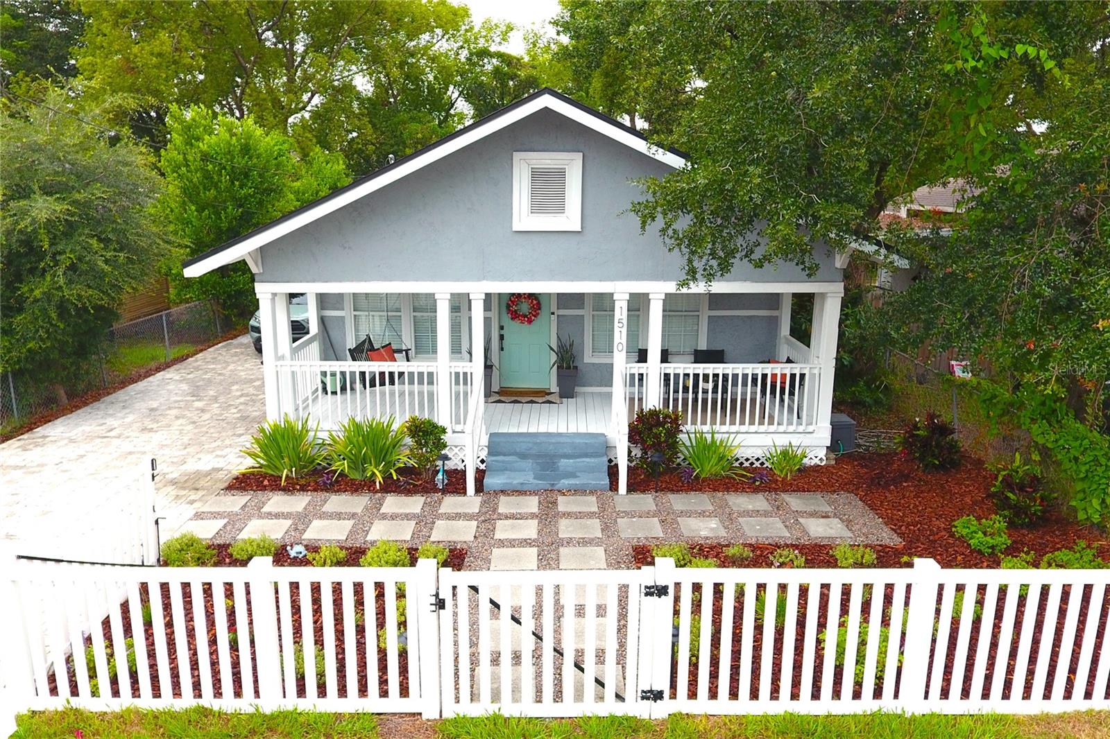Listing photo id 3 for 1510 Mobile Avenue