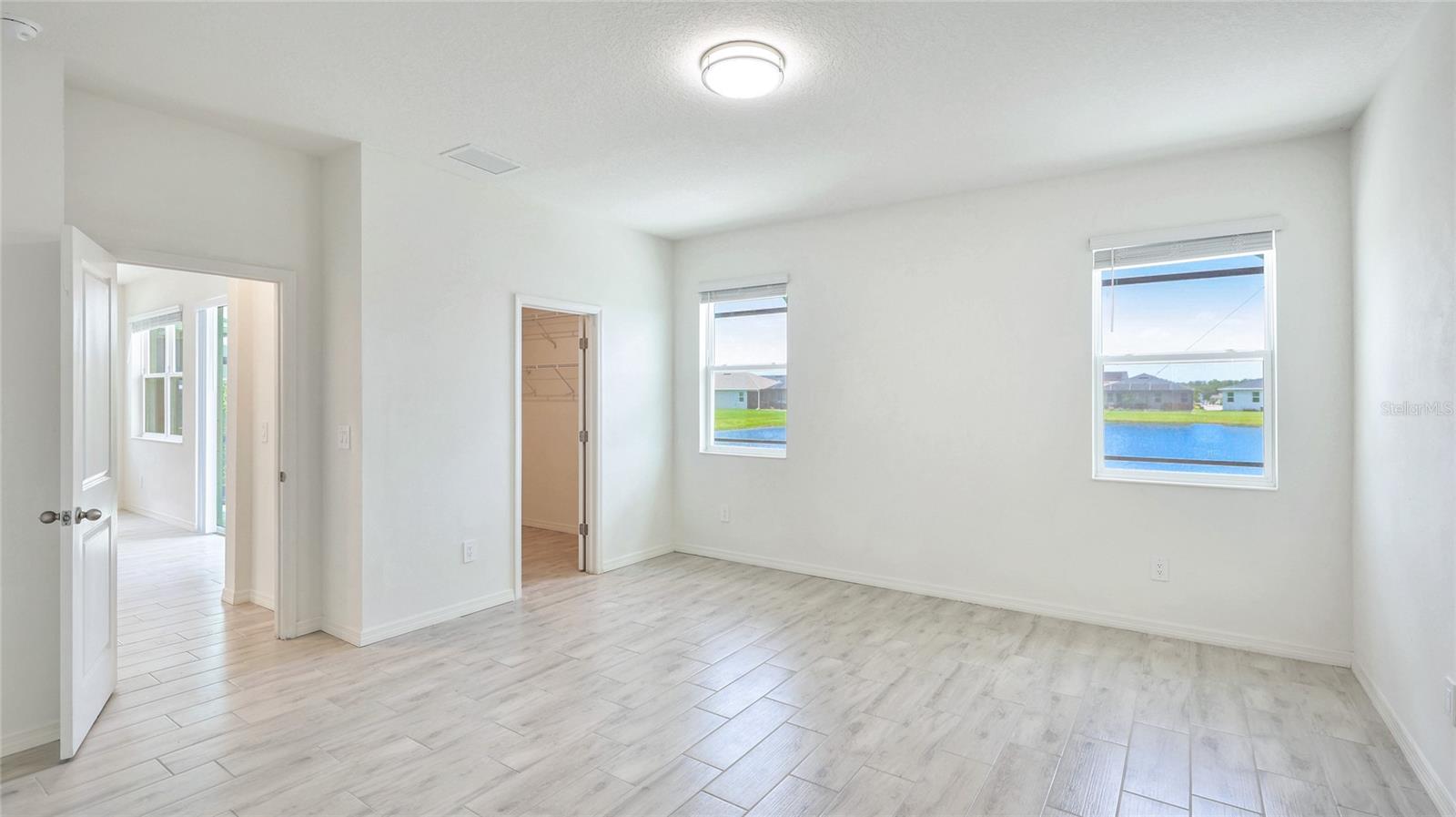 Image 19 of 38 For 14424 59th Circle E