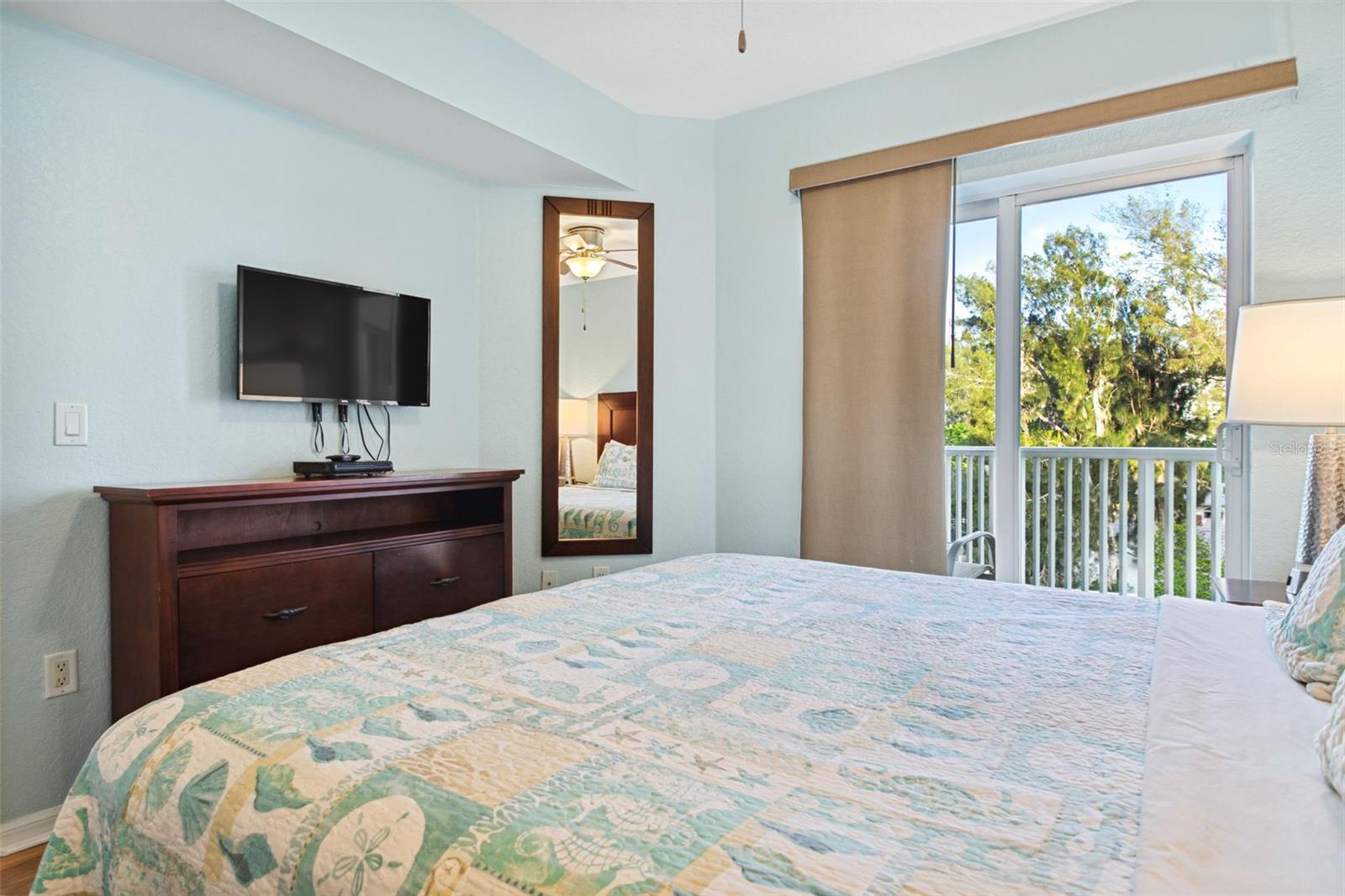 Image 10 of 42 For 12000 Gulf Boulevard 403-s