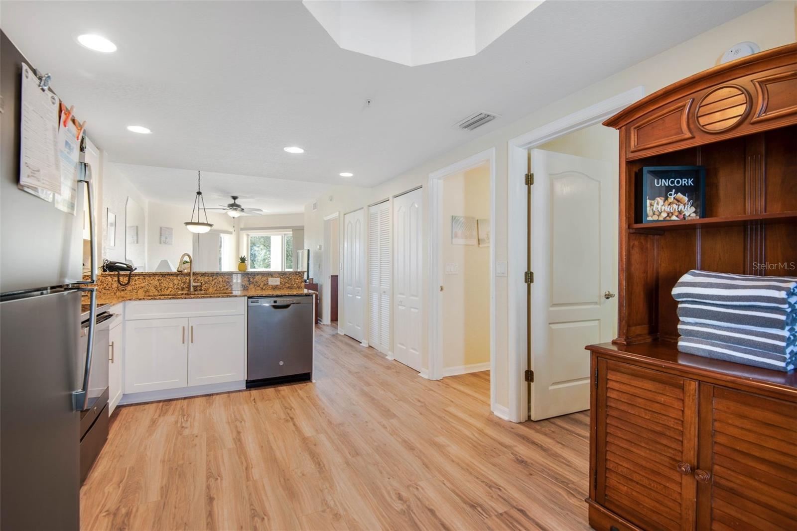 Image 4 of 42 For 12000 Gulf Boulevard 403-s