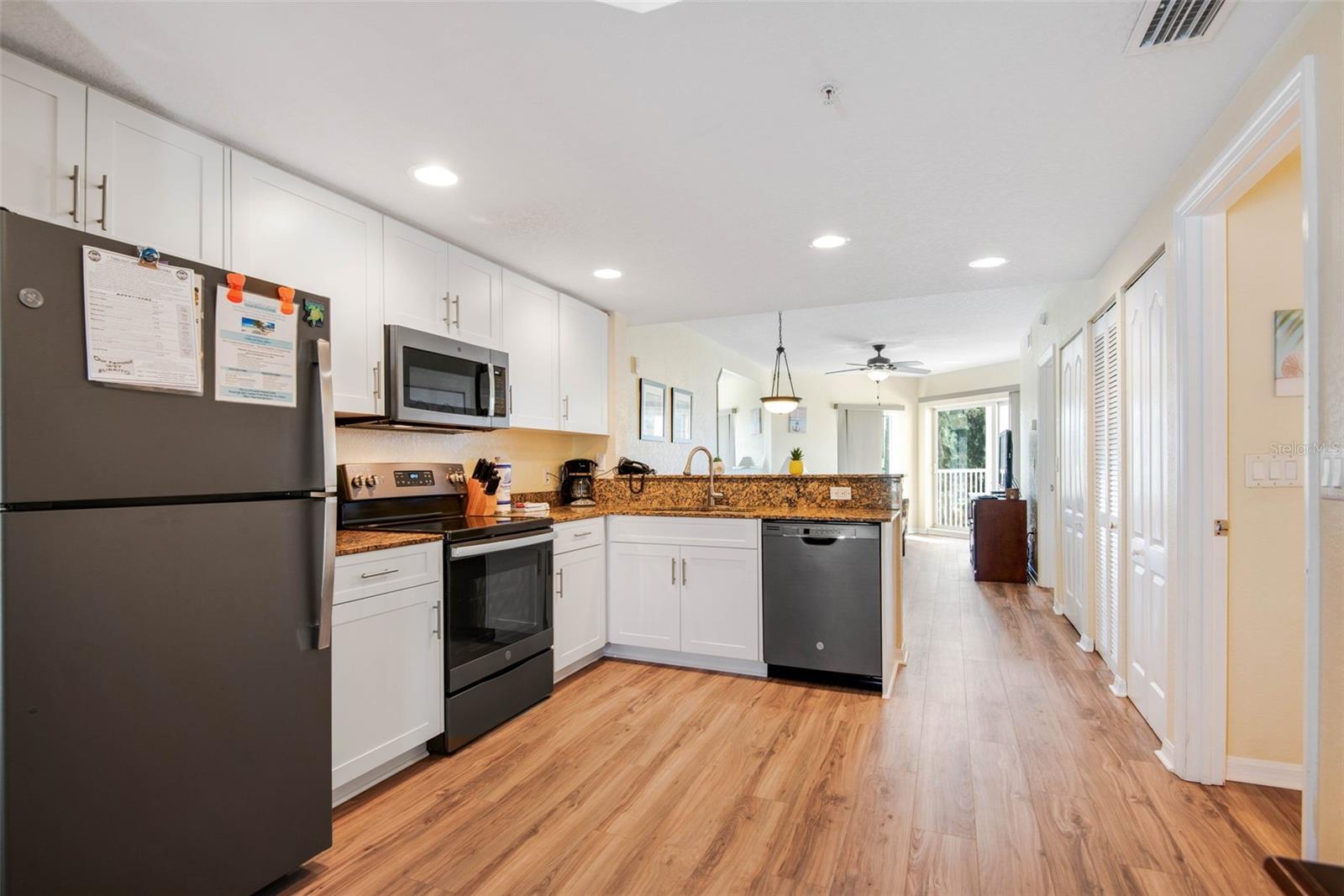 Image 6 of 42 For 12000 Gulf Boulevard 403-s