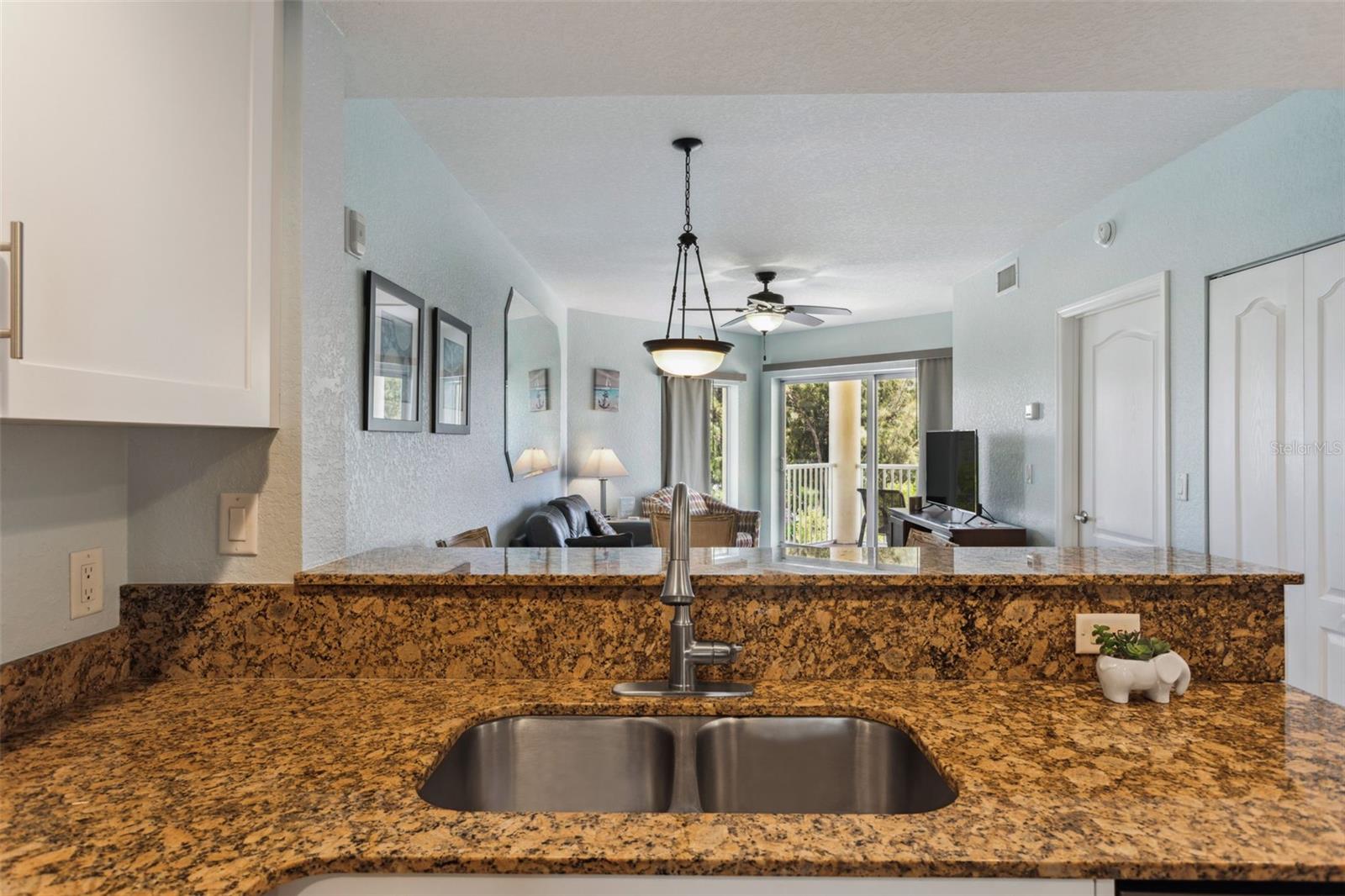 Image 7 of 42 For 12000 Gulf Boulevard 403-s