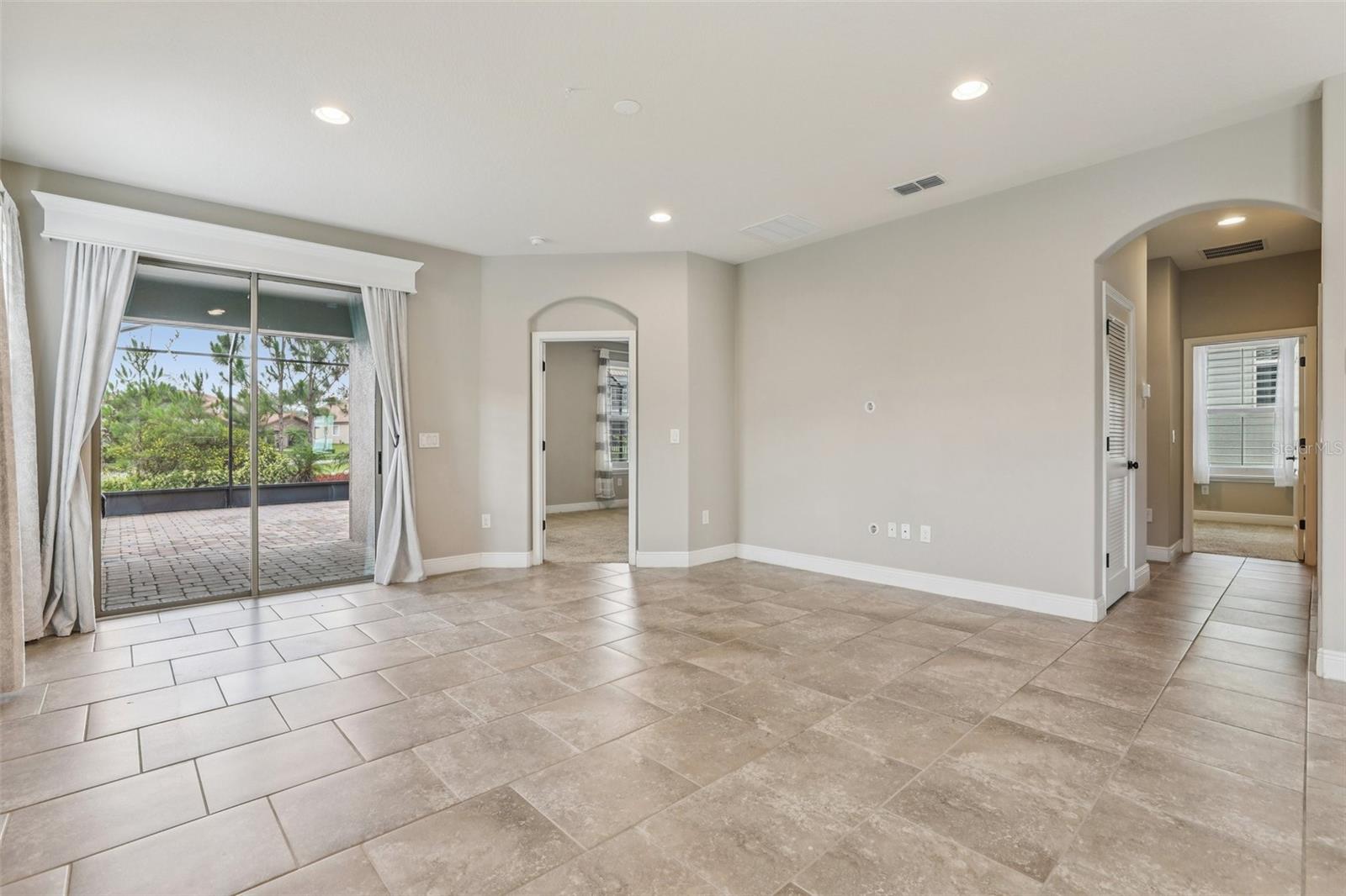 Image 10 of 68 For 4235 Prima Lago Drive