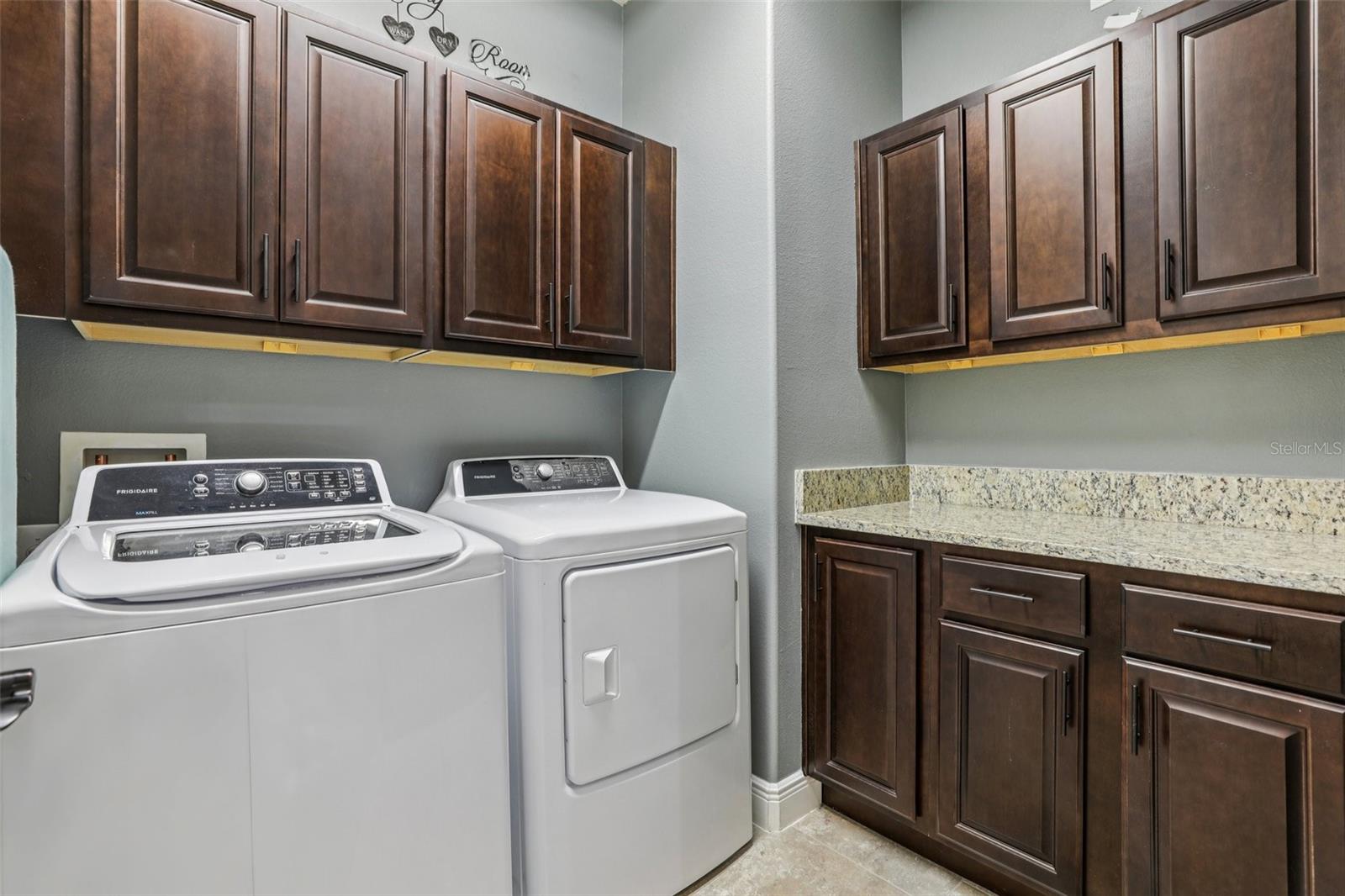 Image 20 of 68 For 4235 Prima Lago Drive