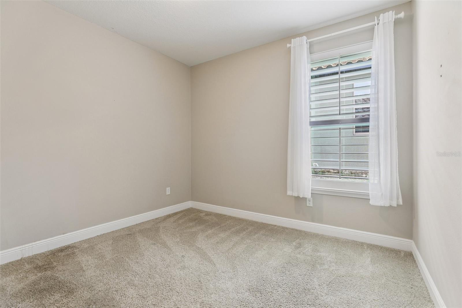 Image 24 of 68 For 4235 Prima Lago Drive