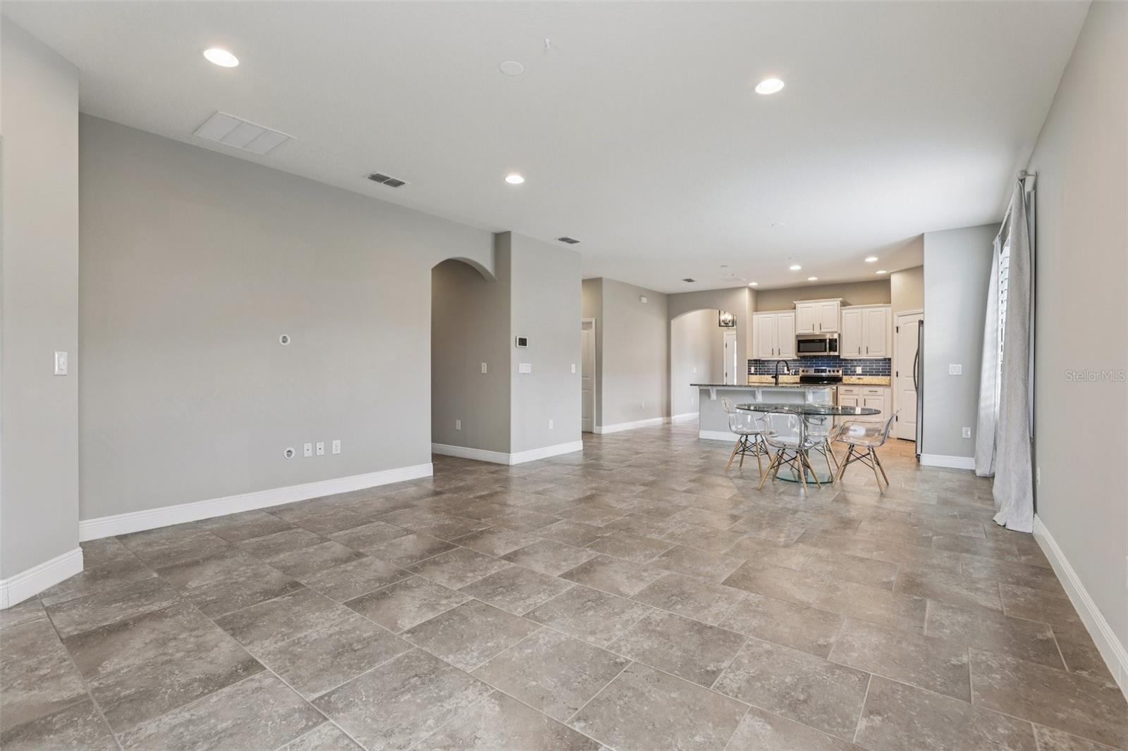 Image 9 of 68 For 4235 Prima Lago Drive