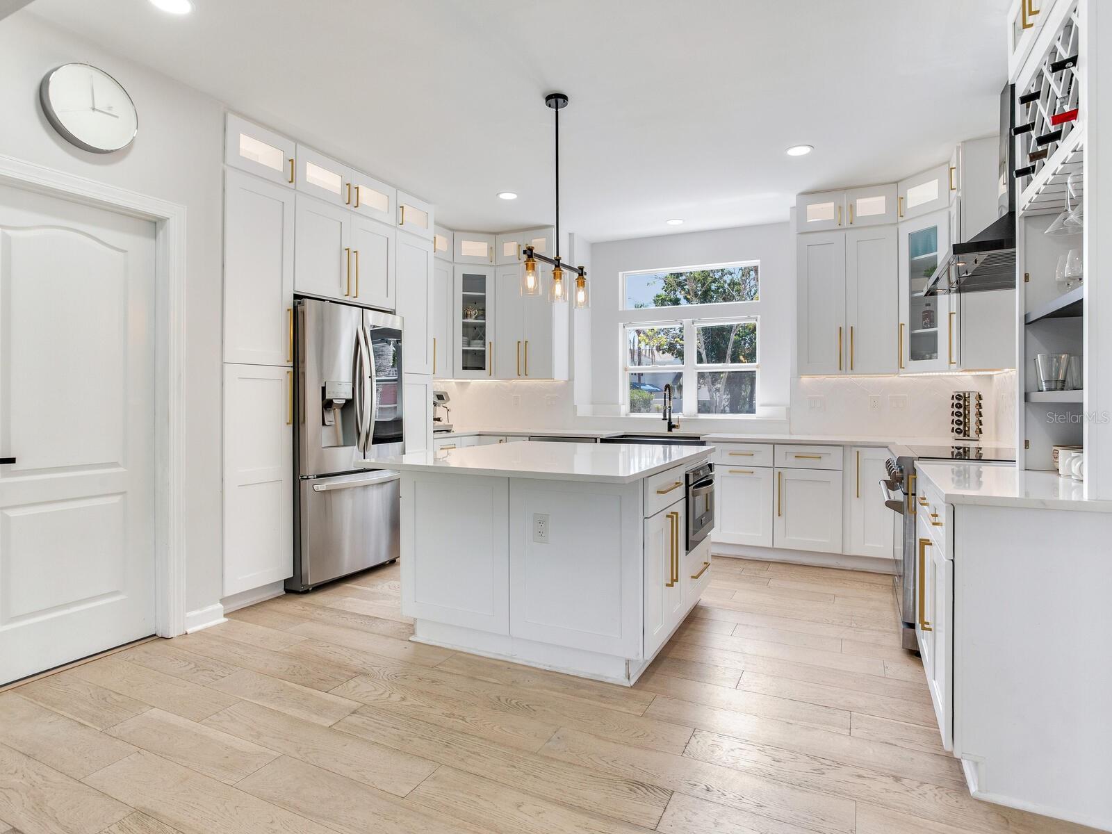 Image 18 of 39 For 4702 Heron Lane