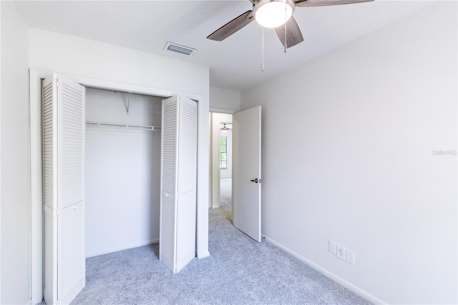Image 14 of 36 For 16175 Rambling Vine Drive E
