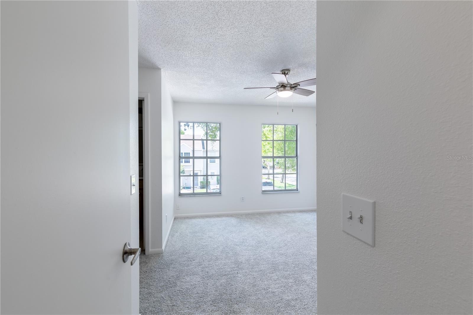 Image 17 of 36 For 16175 Rambling Vine Drive E