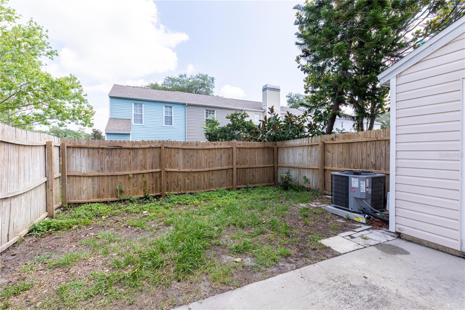 Image 24 of 36 For 16175 Rambling Vine Drive E