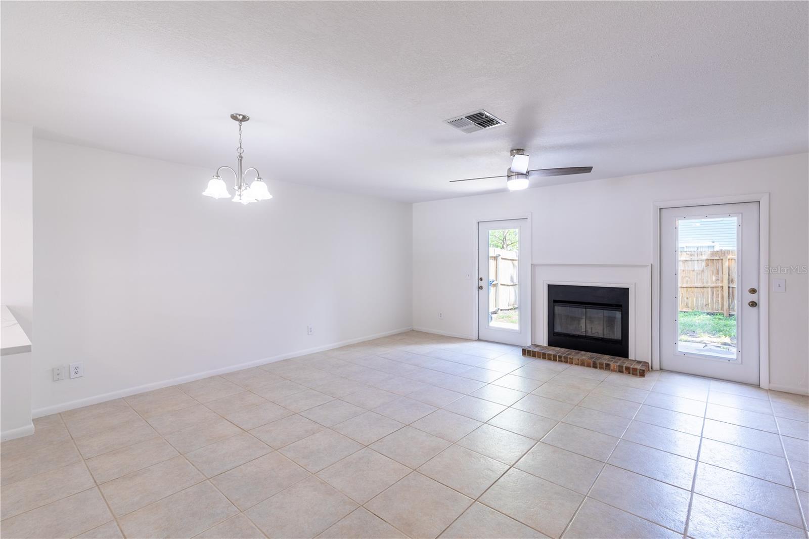 Image 8 of 36 For 16175 Rambling Vine Drive E