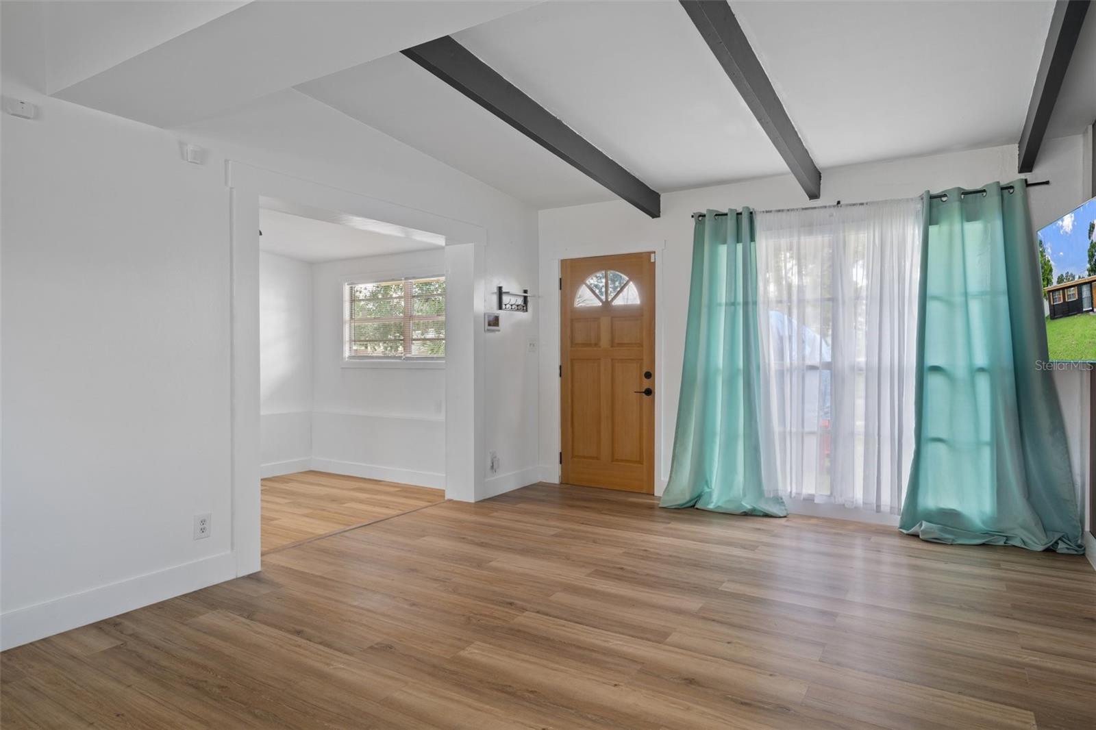 Image 14 of 48 For 1707 Windsor Way