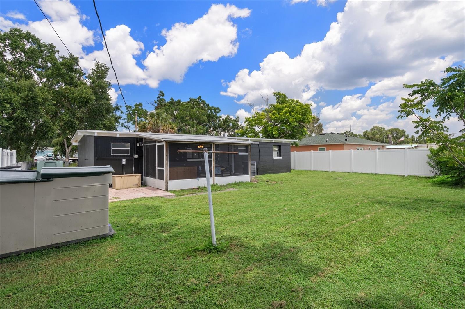 Image 39 of 48 For 1707 Windsor Way