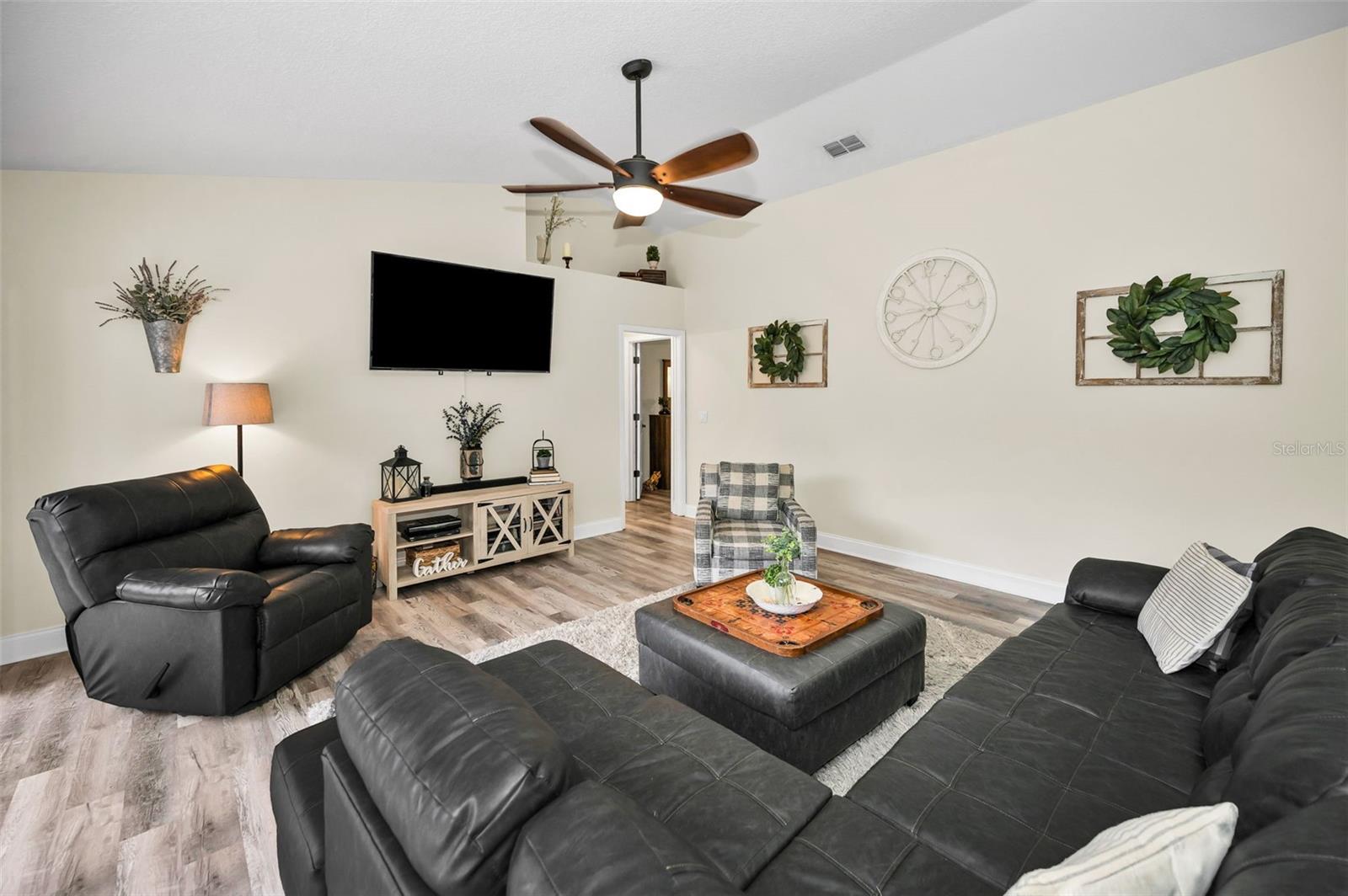 Image 10 of 50 For 4736 Stonebriar Drive
