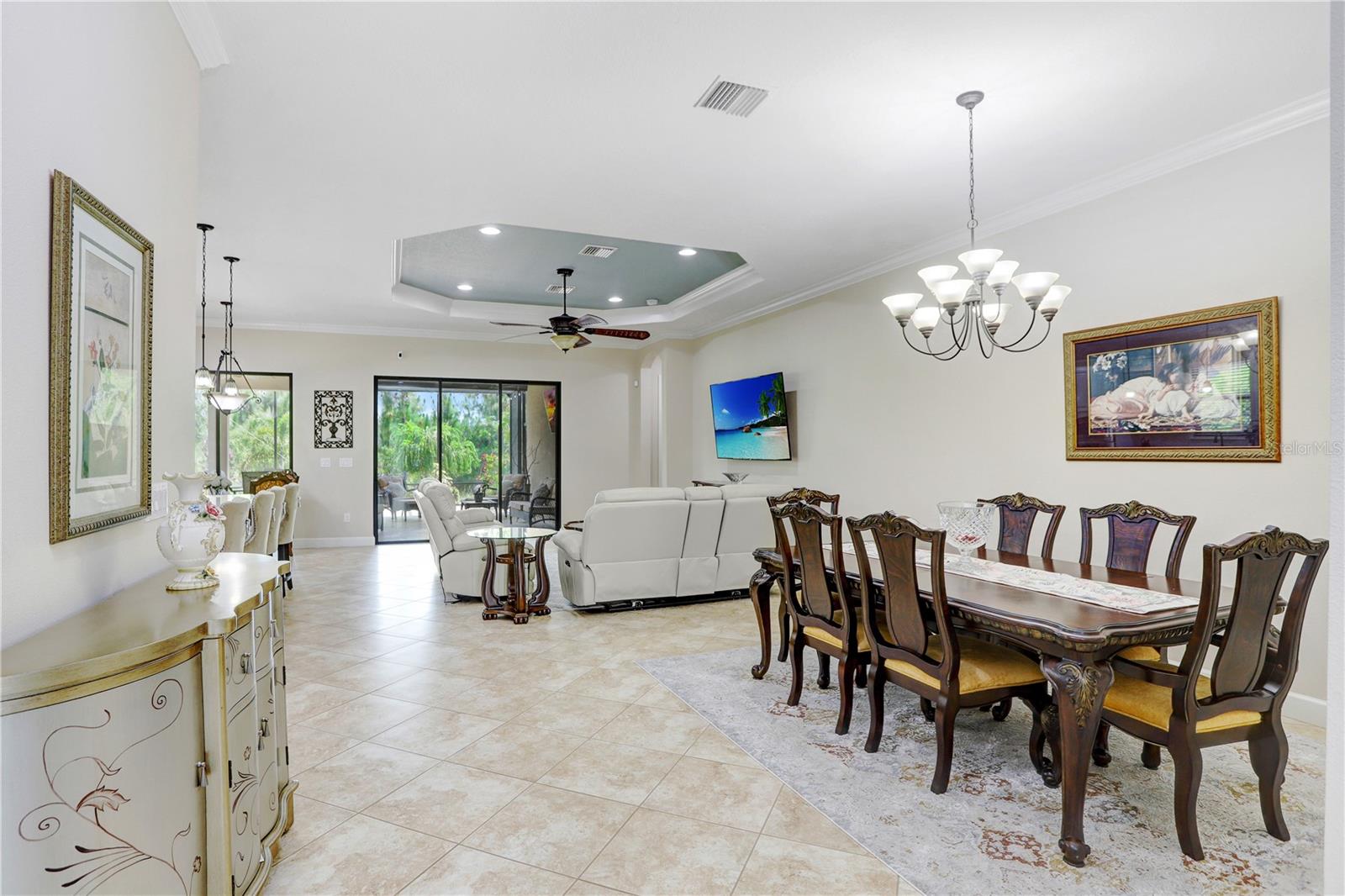 Image 11 of 39 For 8605 Grand Alberato Road