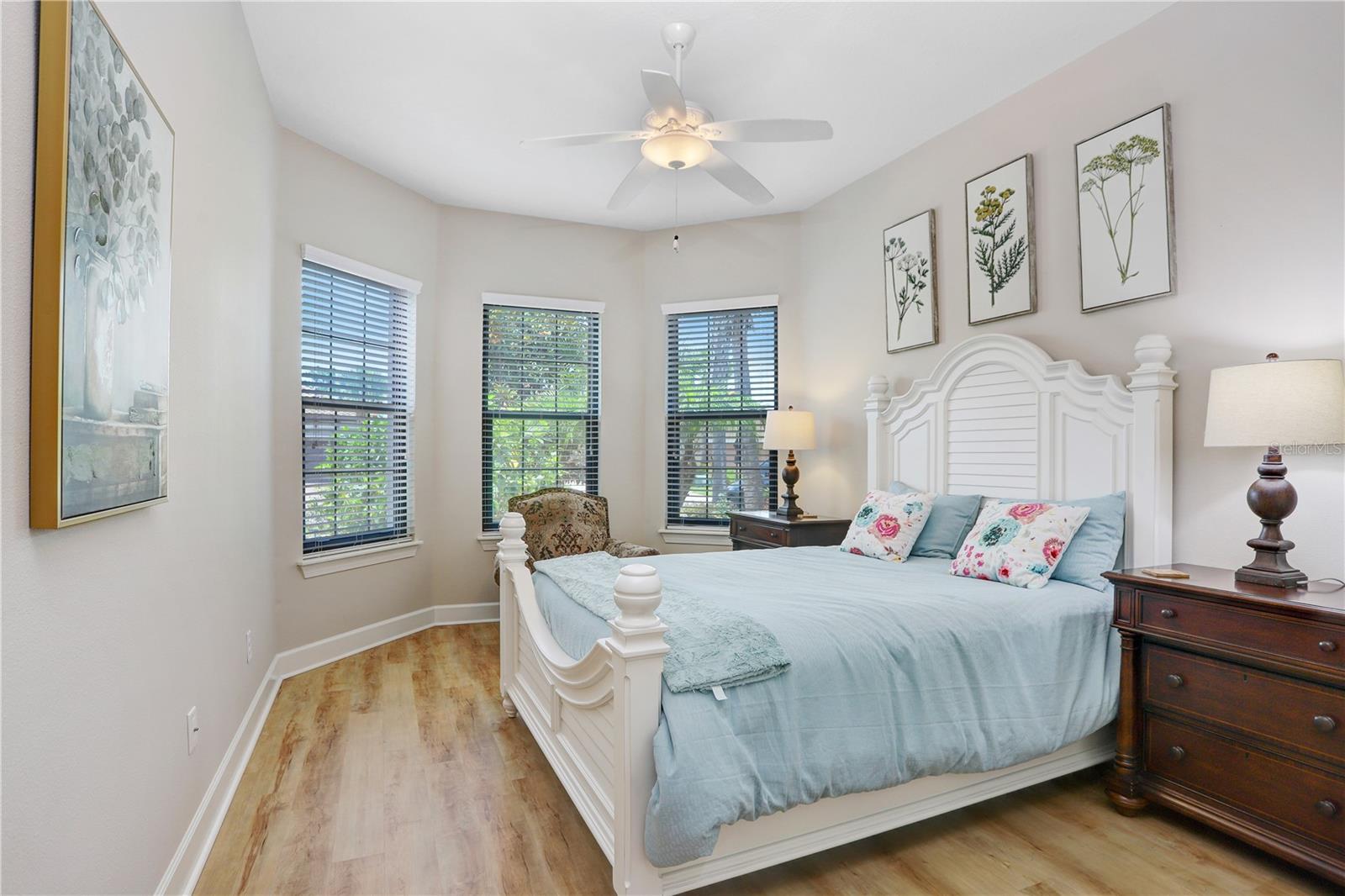 Image 7 of 39 For 8605 Grand Alberato Road