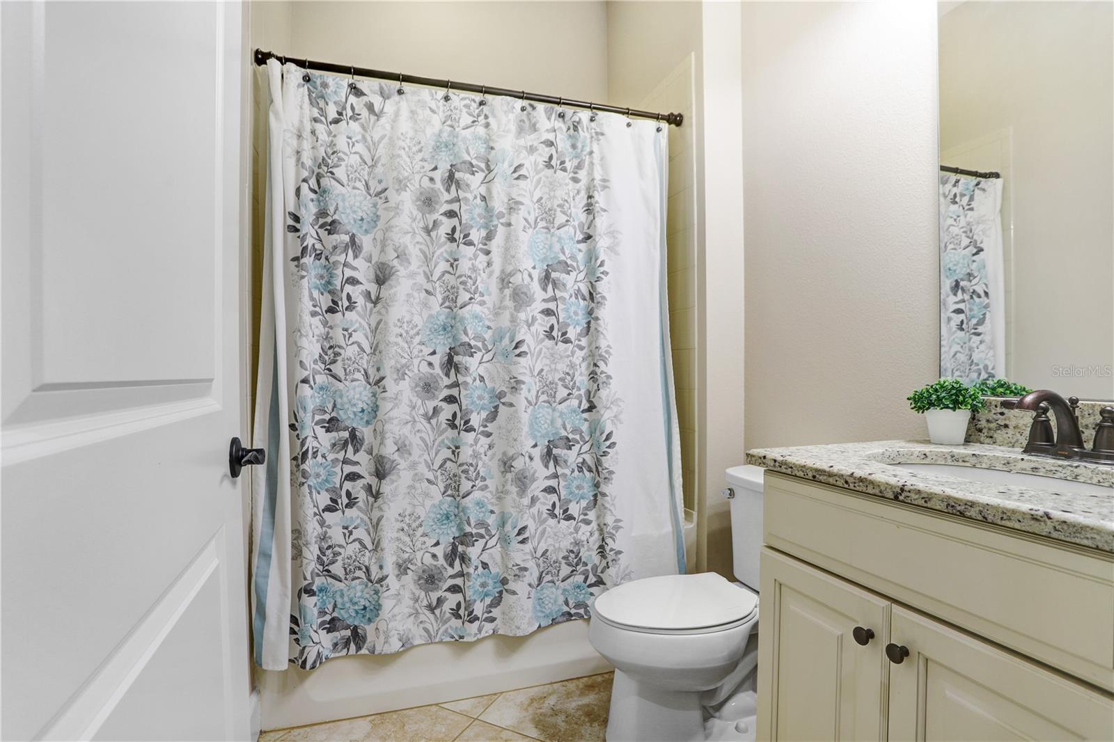 Image 8 of 39 For 8605 Grand Alberato Road