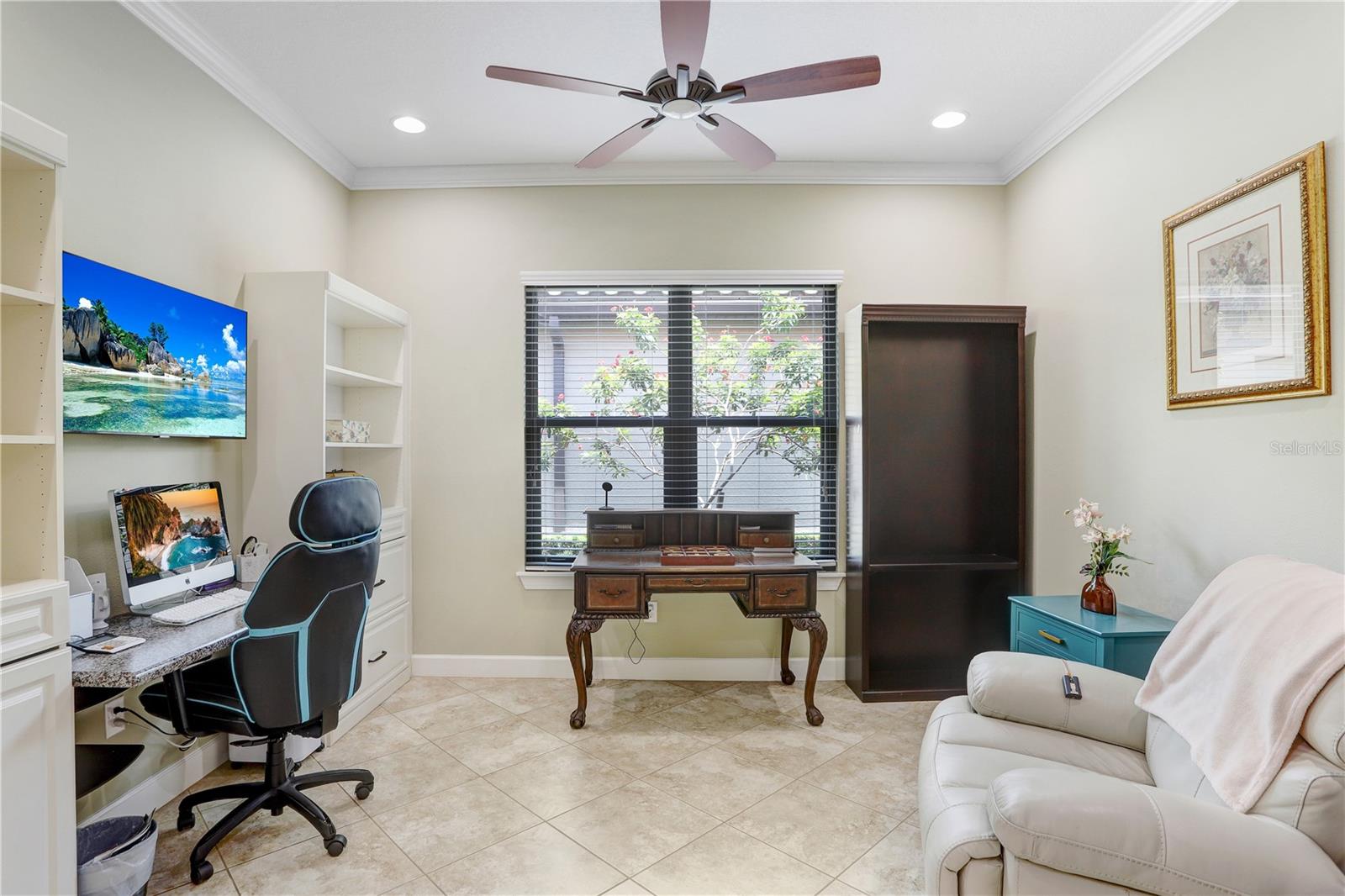 Image 9 of 39 For 8605 Grand Alberato Road