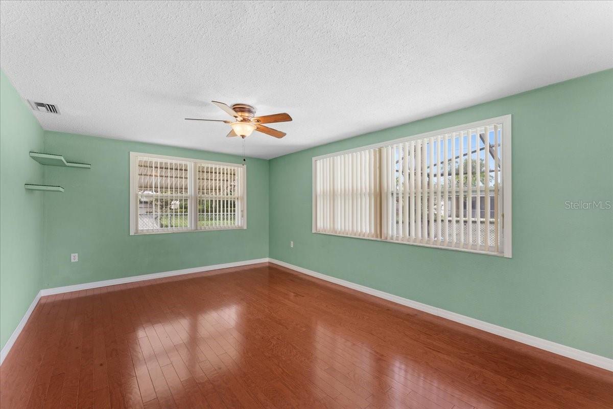 Image 36 of 57 For 4407 Westwood Drive