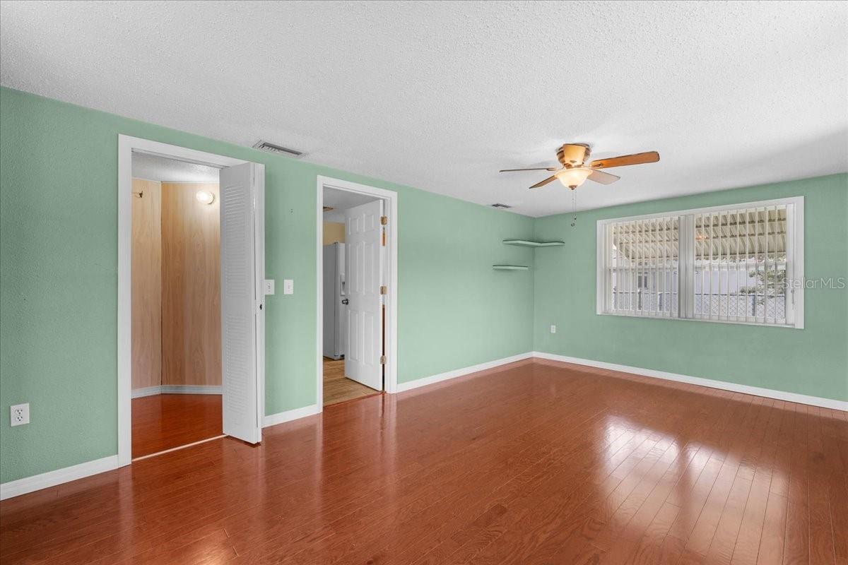 Image 38 of 57 For 4407 Westwood Drive