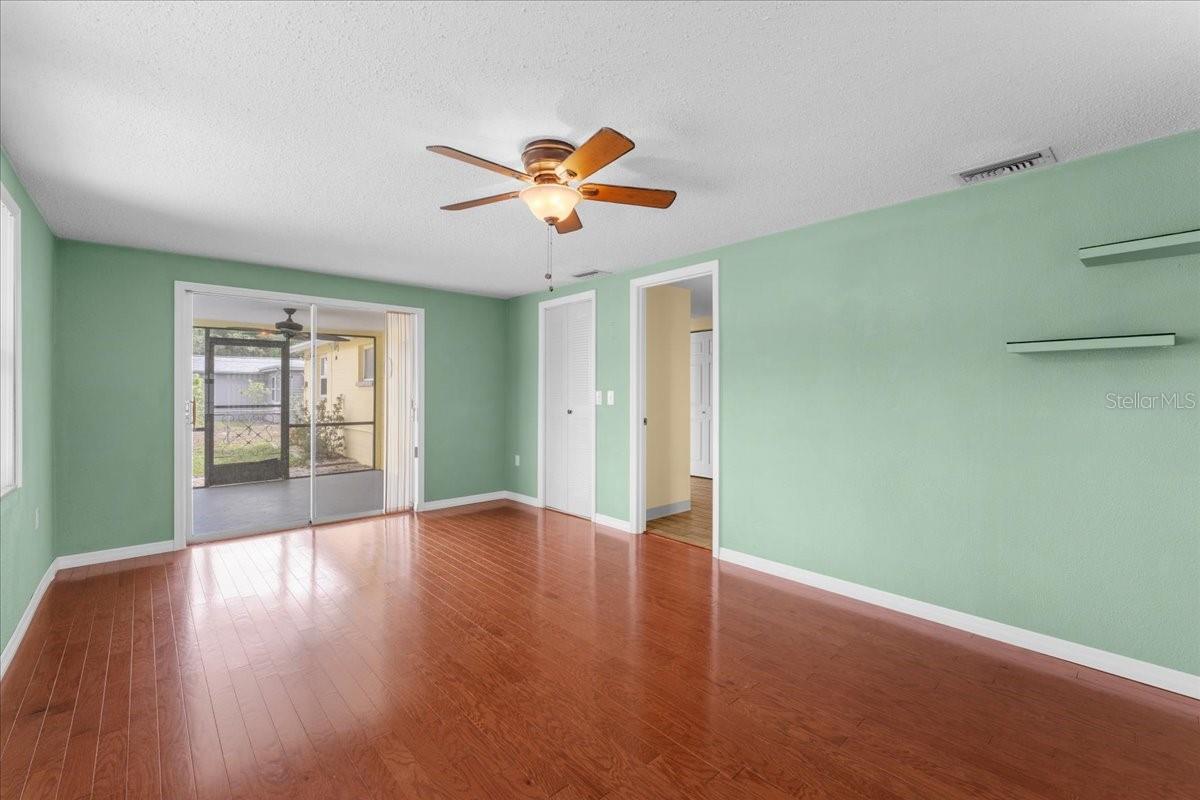 Image 39 of 57 For 4407 Westwood Drive