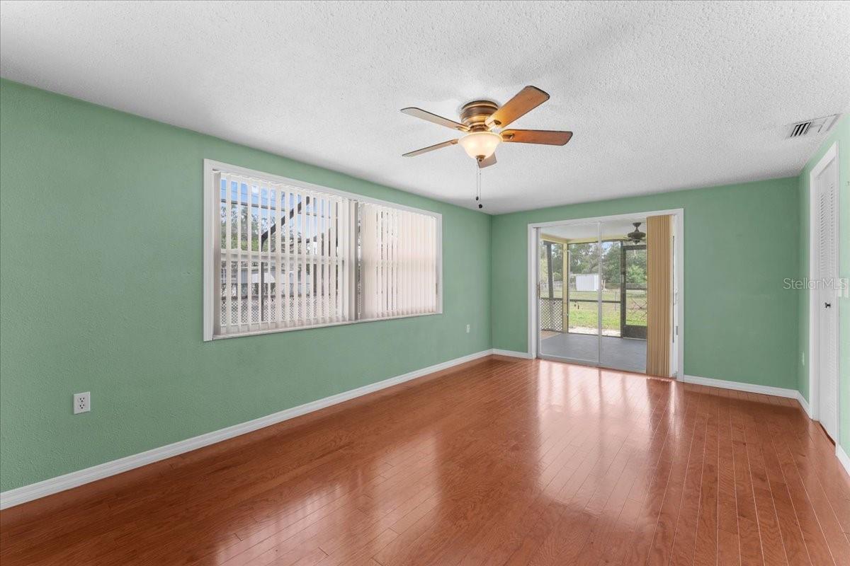 Image 40 of 57 For 4407 Westwood Drive