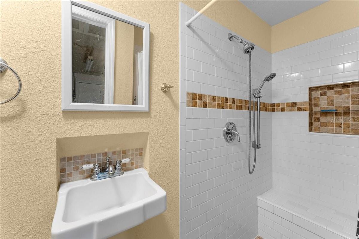 Image 51 of 57 For 4407 Westwood Drive