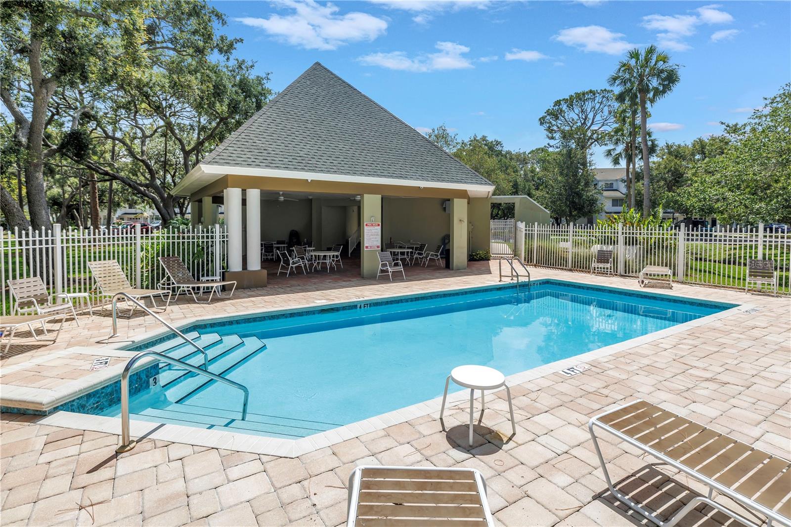 Listing photo id 0 for 9814 Indian Key Trail