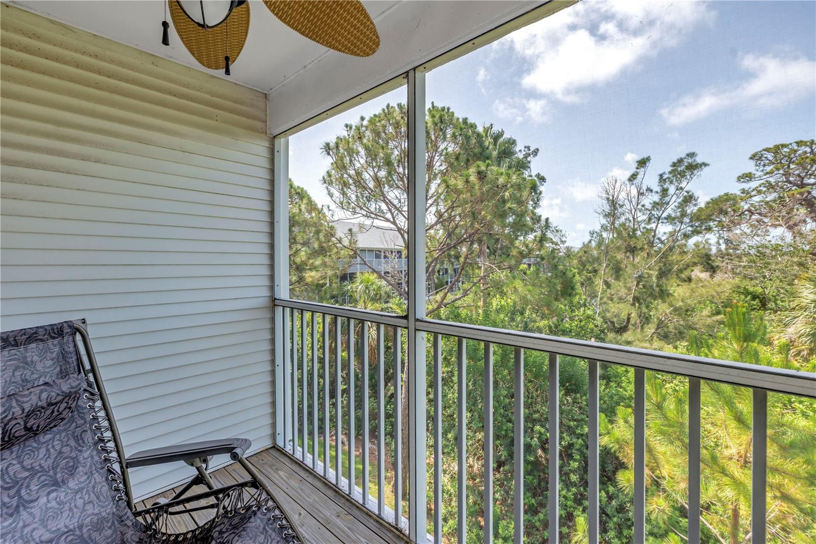 Listing photo id 30 for 9814 Indian Key Trail