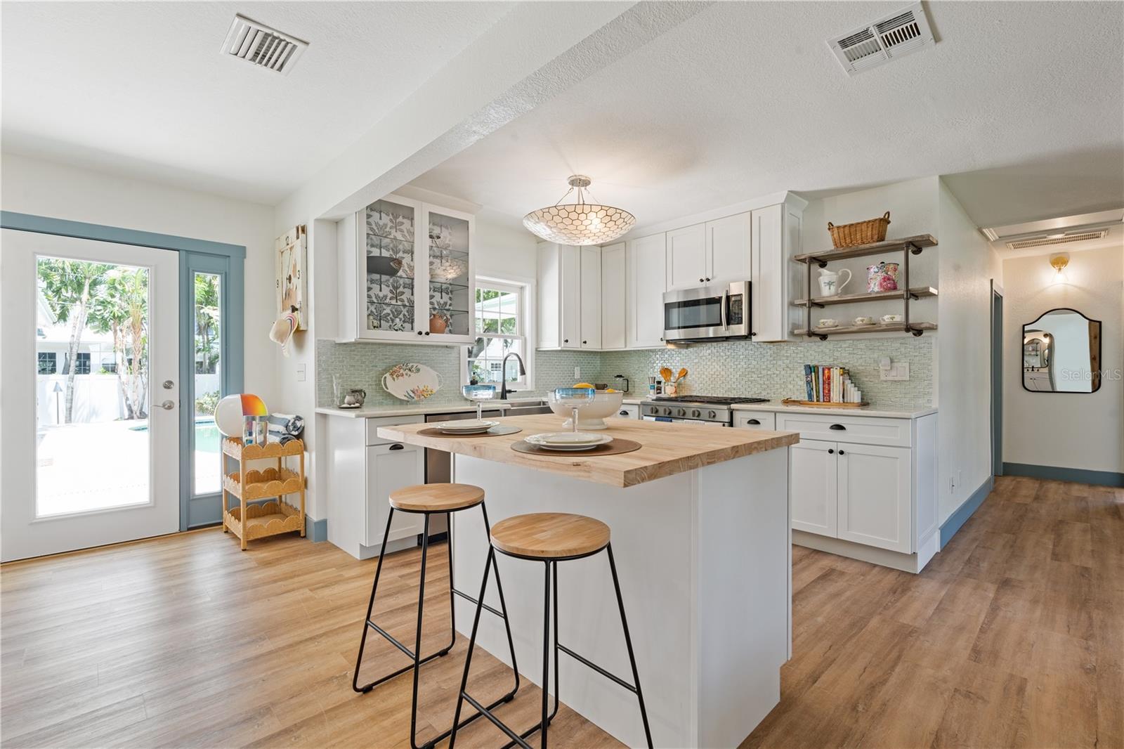 Image 10 of 47 For 759 Lantana Avenue