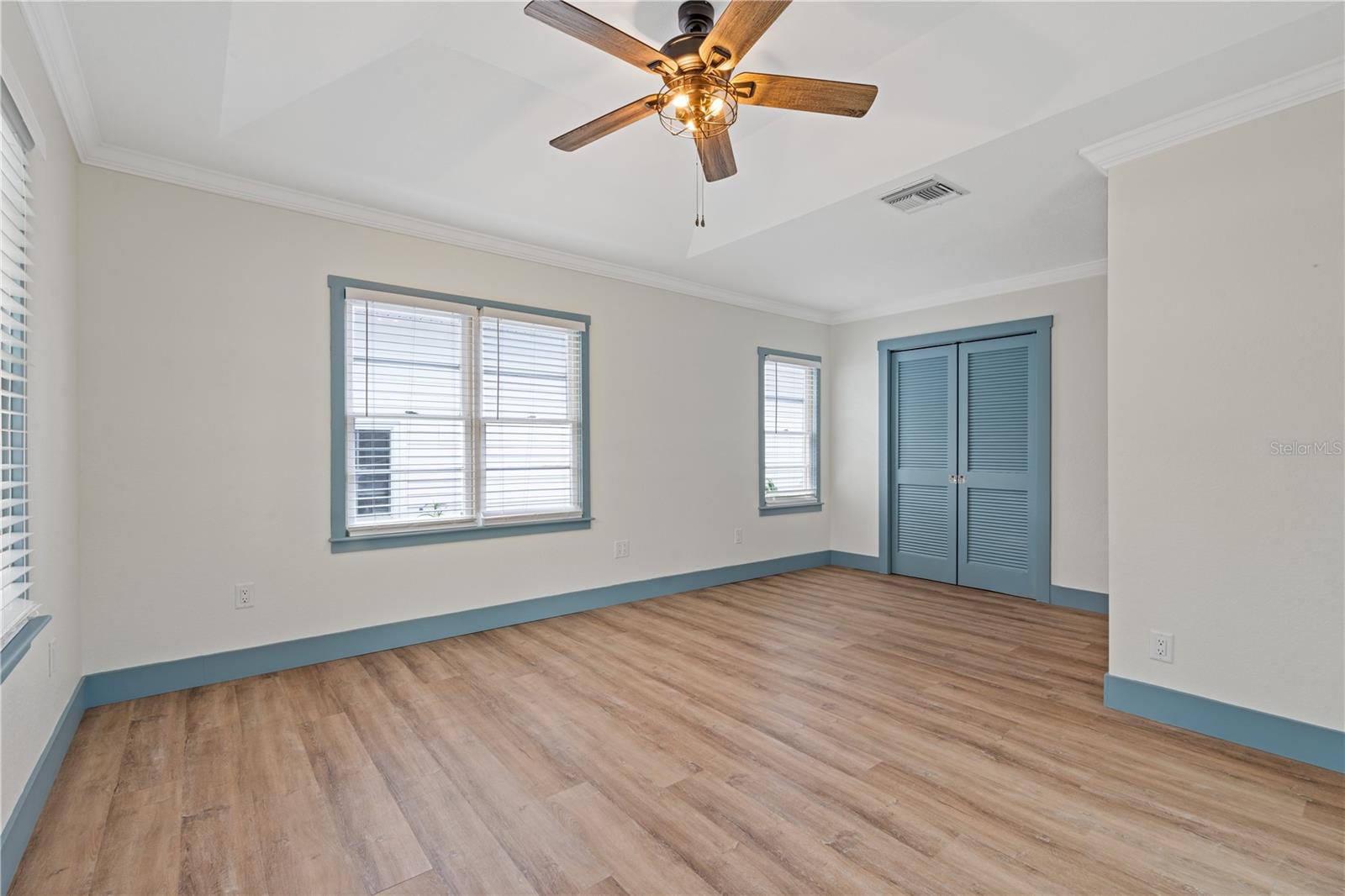Image 15 of 47 For 759 Lantana Avenue