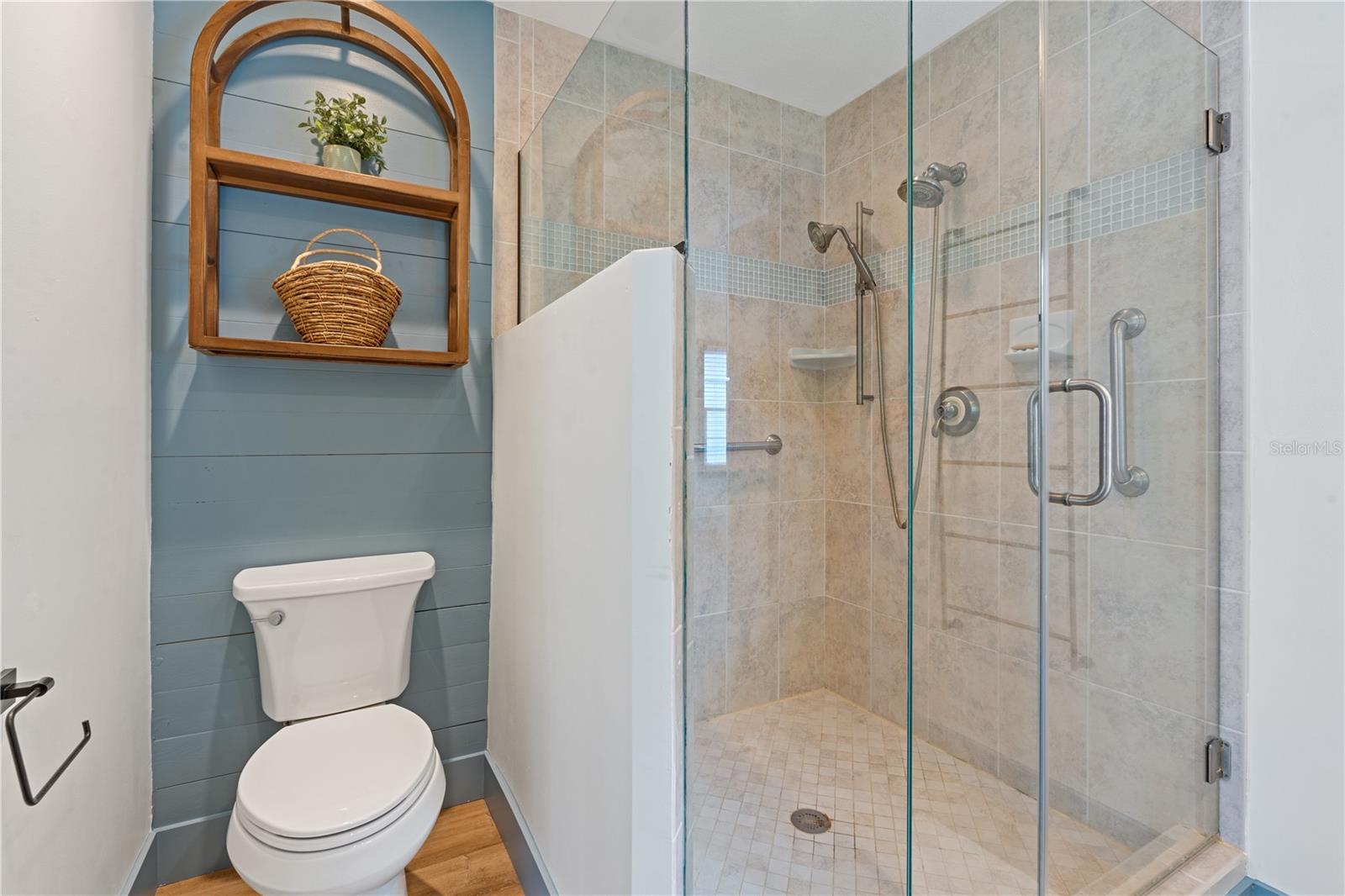 Image 18 of 47 For 759 Lantana Avenue