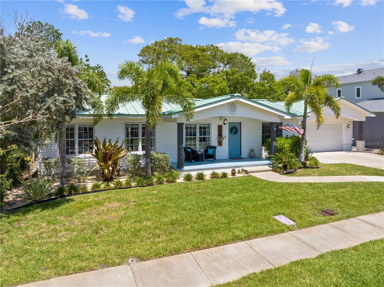 Image 3 of 47 For 759 Lantana Avenue