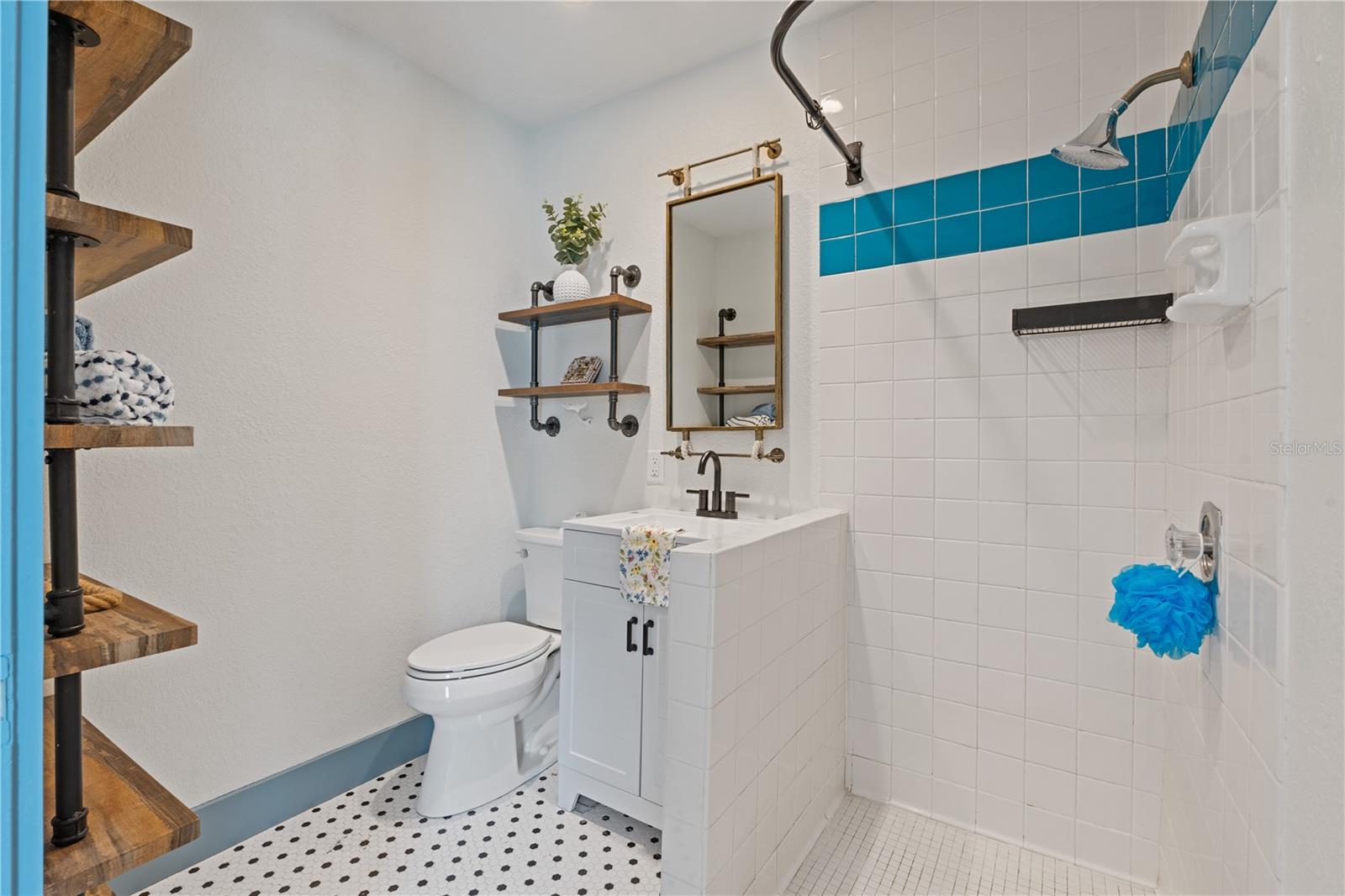 Image 31 of 47 For 759 Lantana Avenue