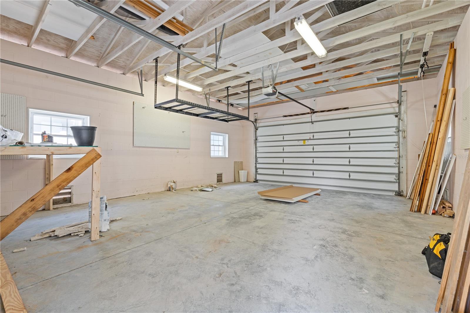 Image 37 of 47 For 759 Lantana Avenue