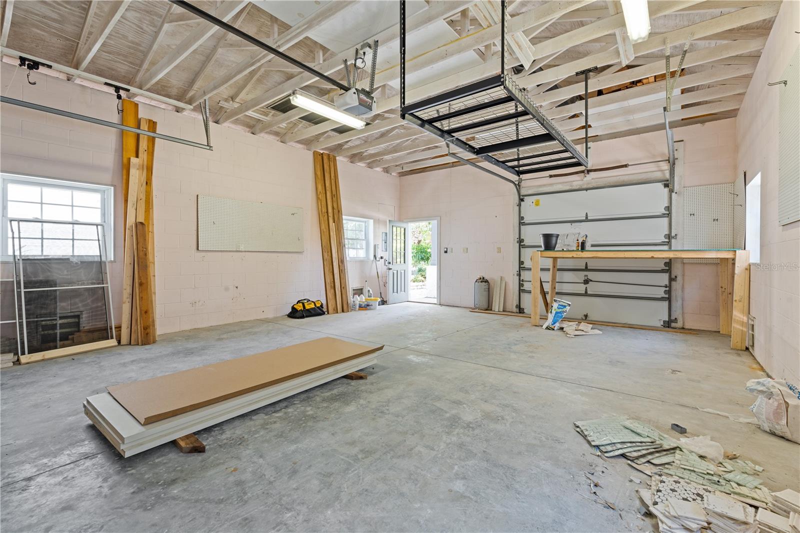 Image 38 of 47 For 759 Lantana Avenue