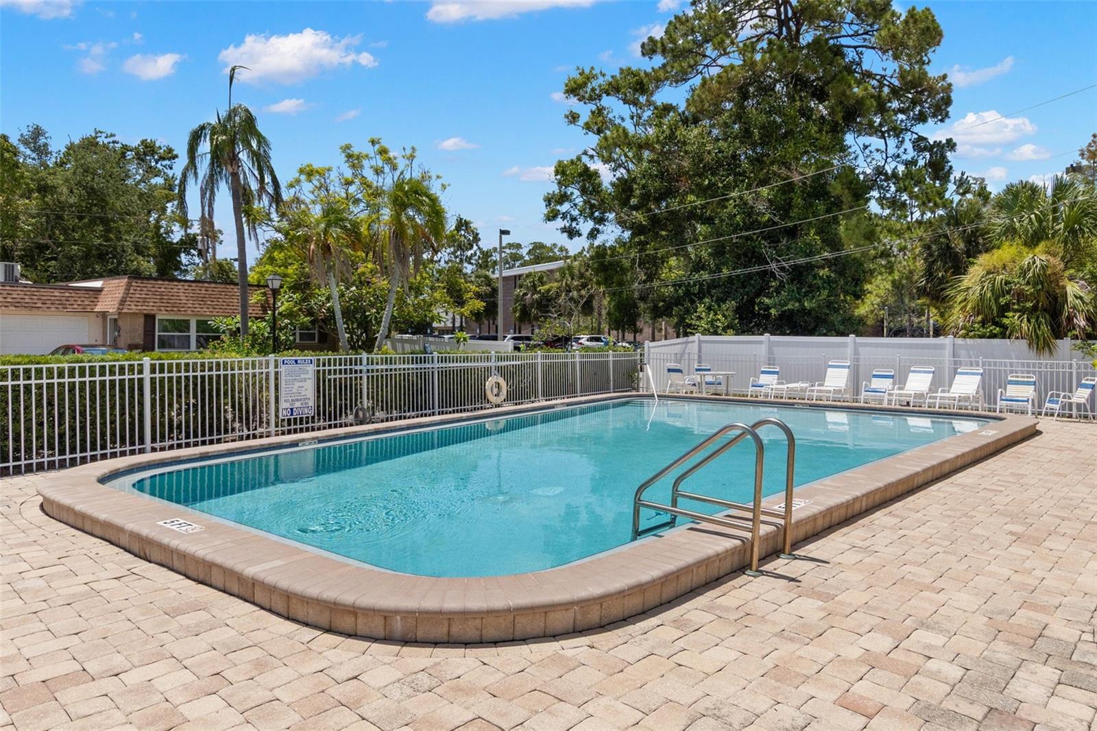 Listing photo id 27 for 204 Mindy Drive