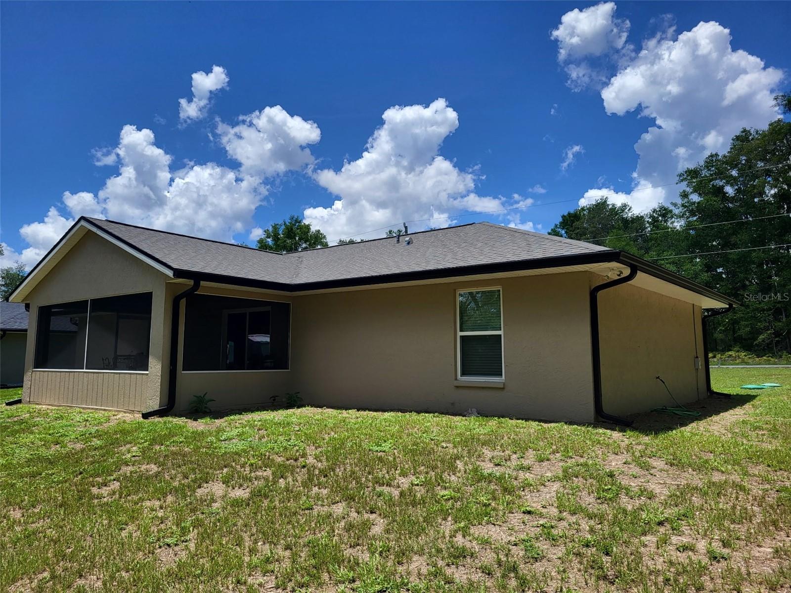Listing photo id 23 for 10982 Academy Drive